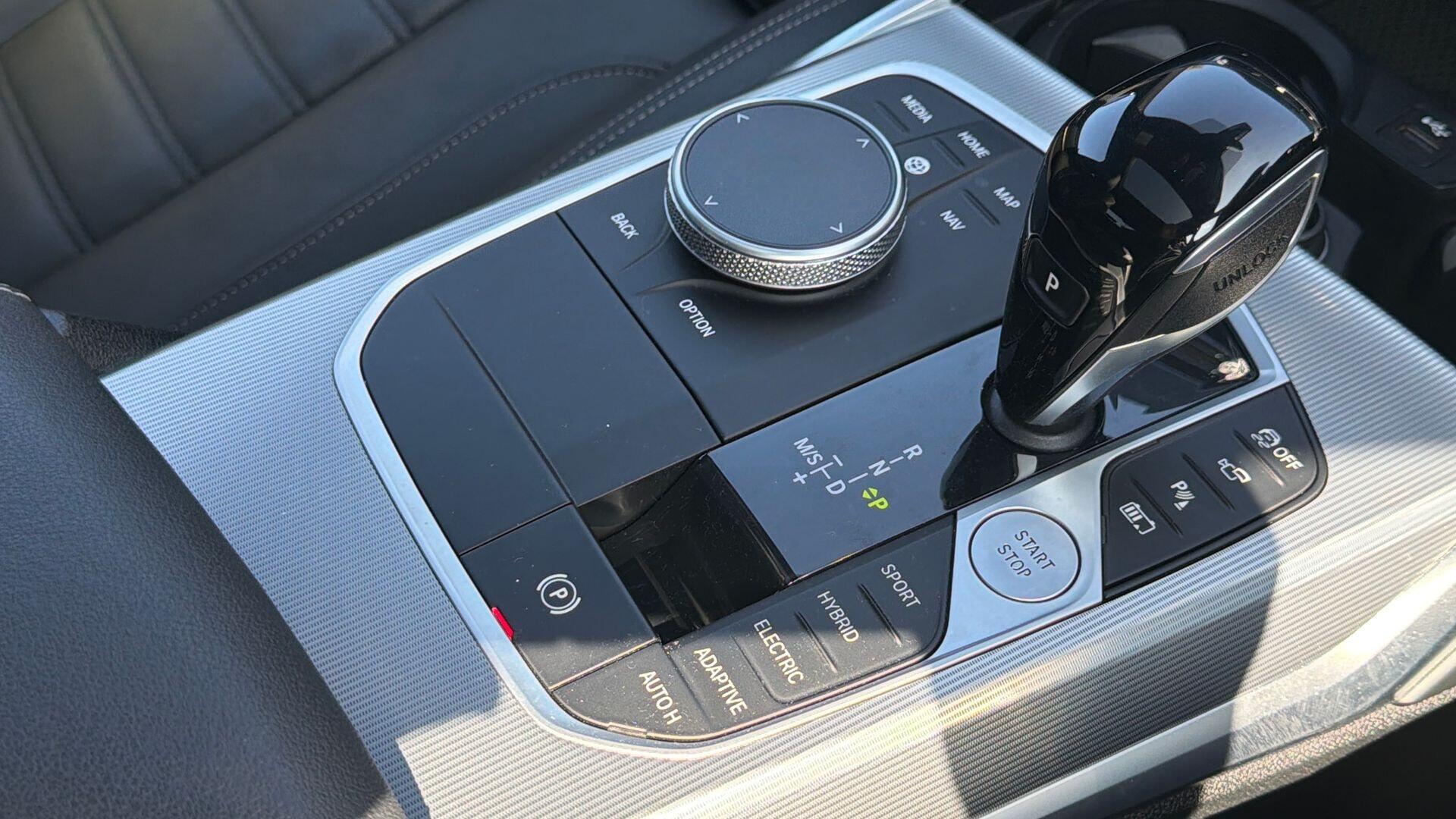 BMW 3 Series view 10