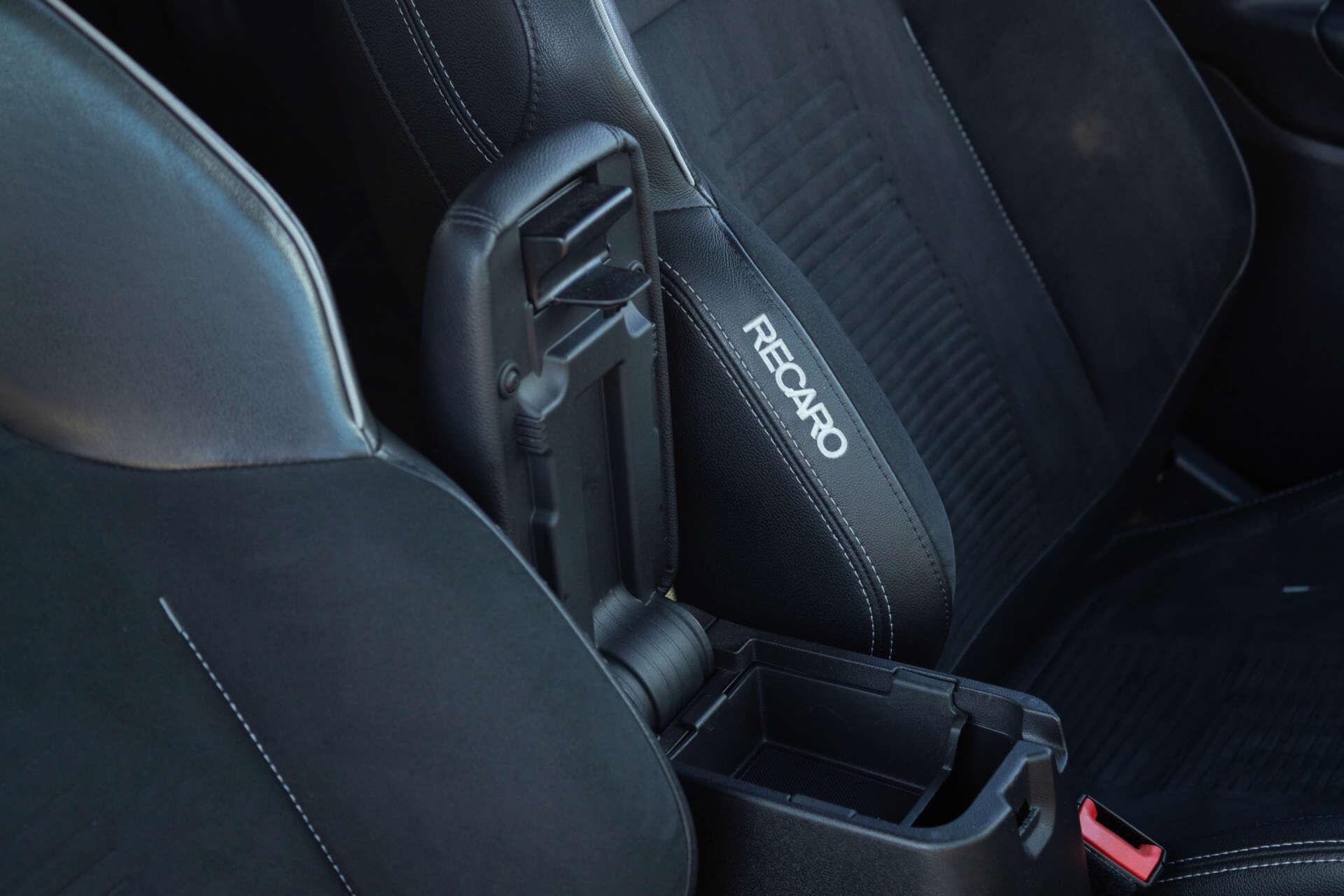 Ford Fiesta view 46
