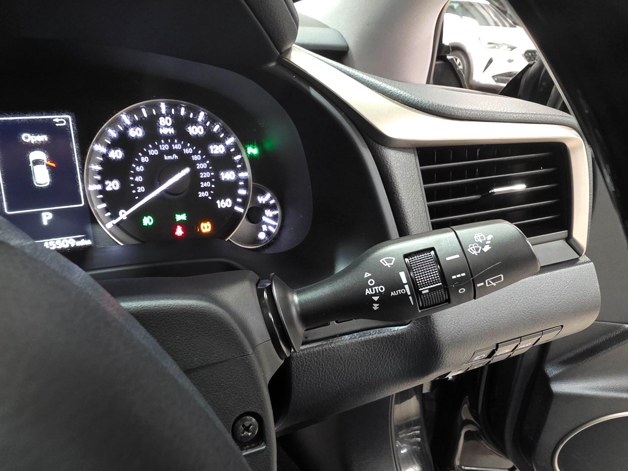 Lexus RX view 21