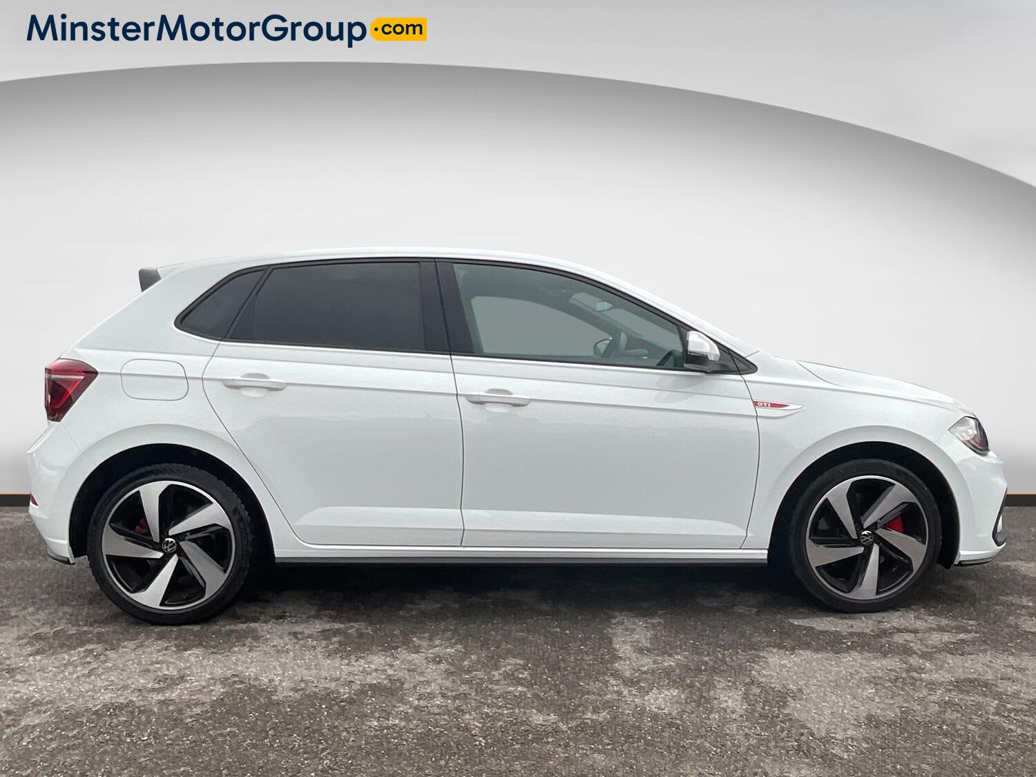 Volkswagen Polo view 2