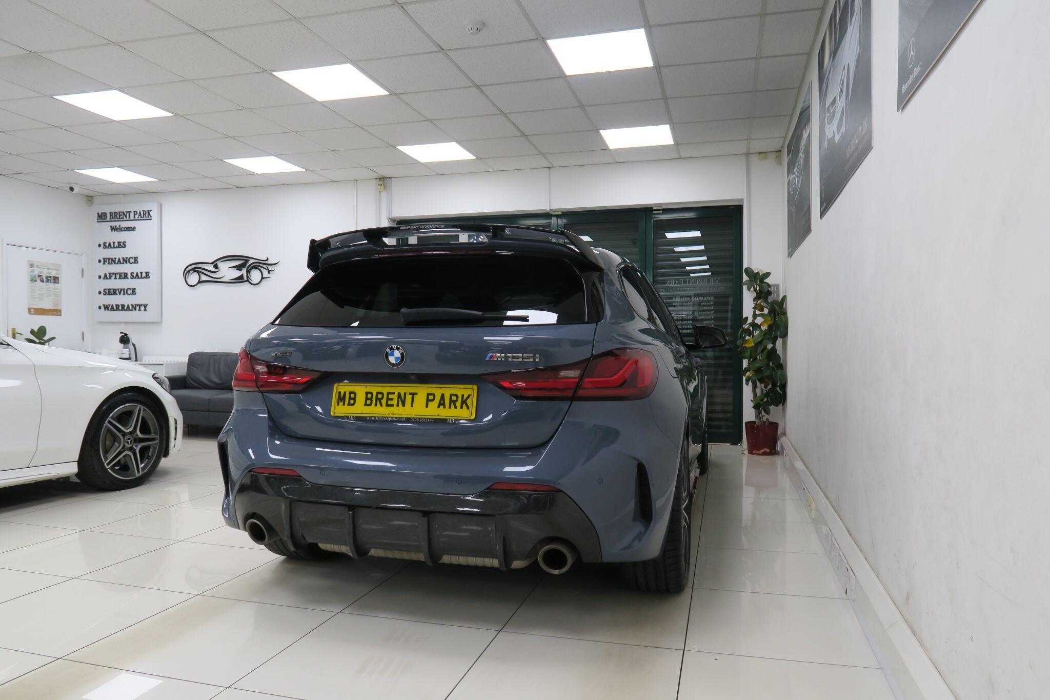 BMW 1 Series view 7