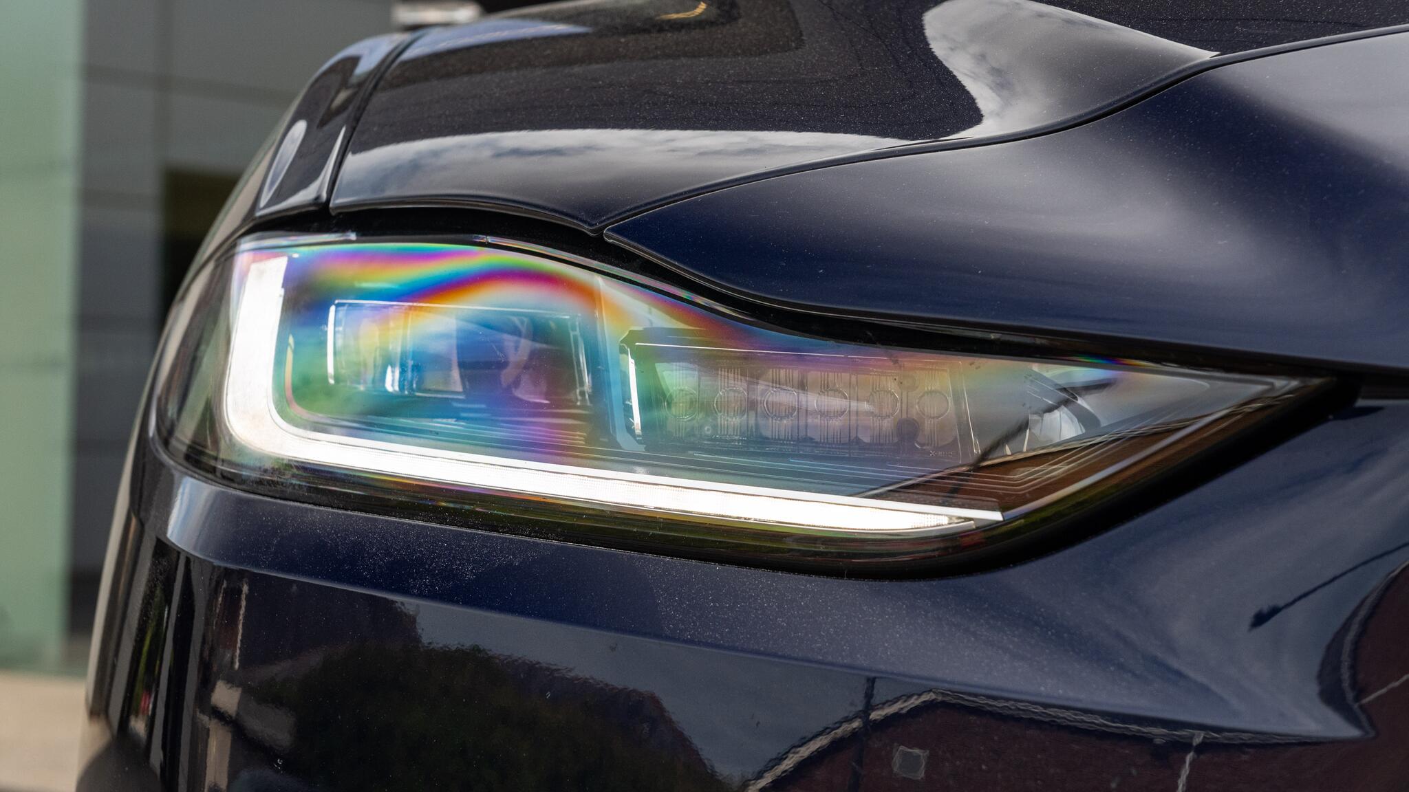 Jaguar Xe view 57