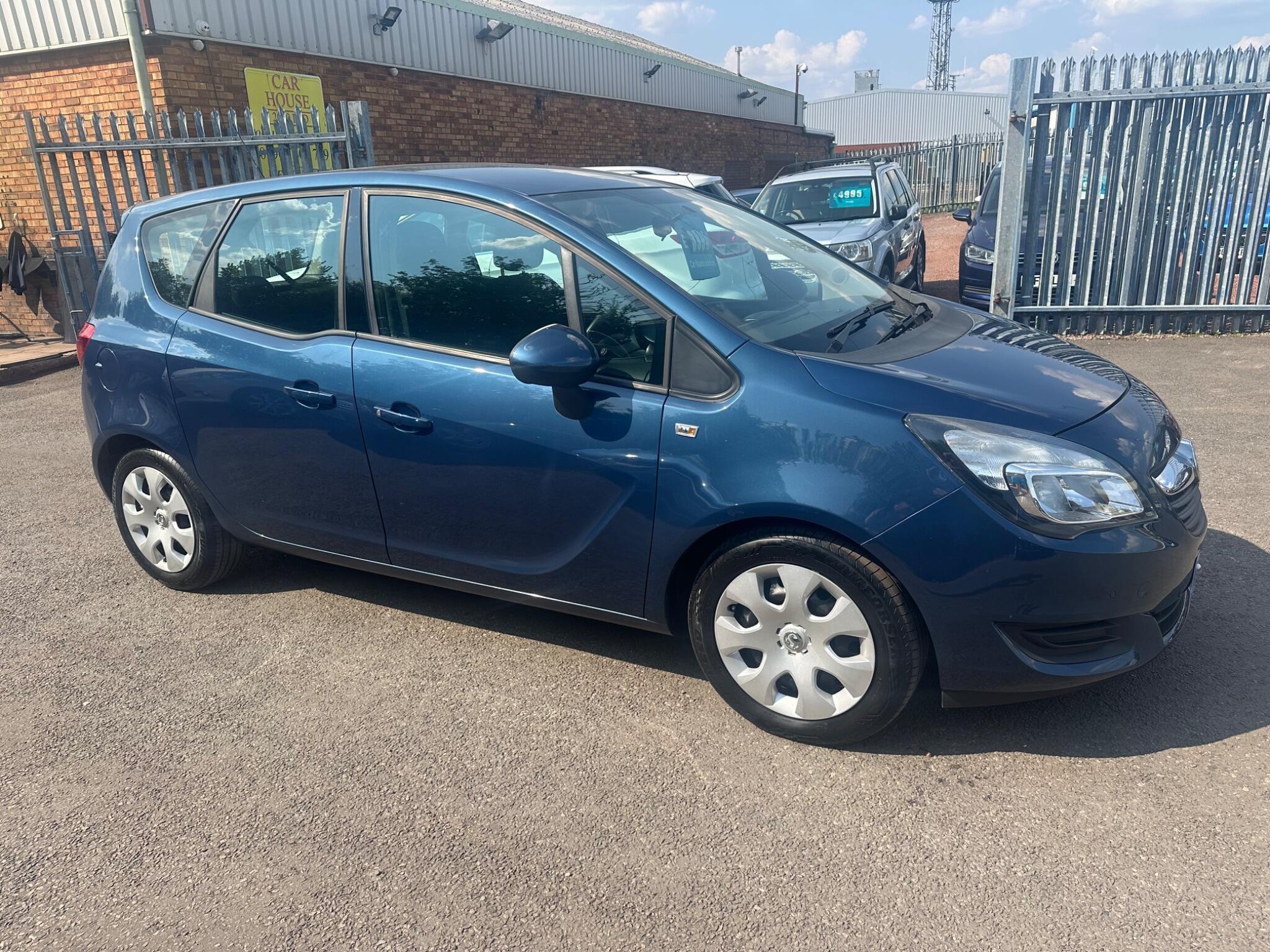 Vauxhall Meriva view 3