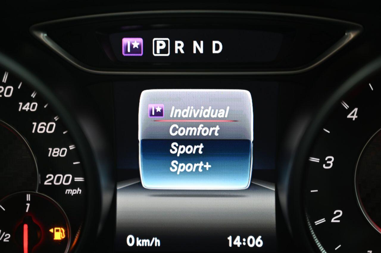 Mercedes-Benz Cla view 22