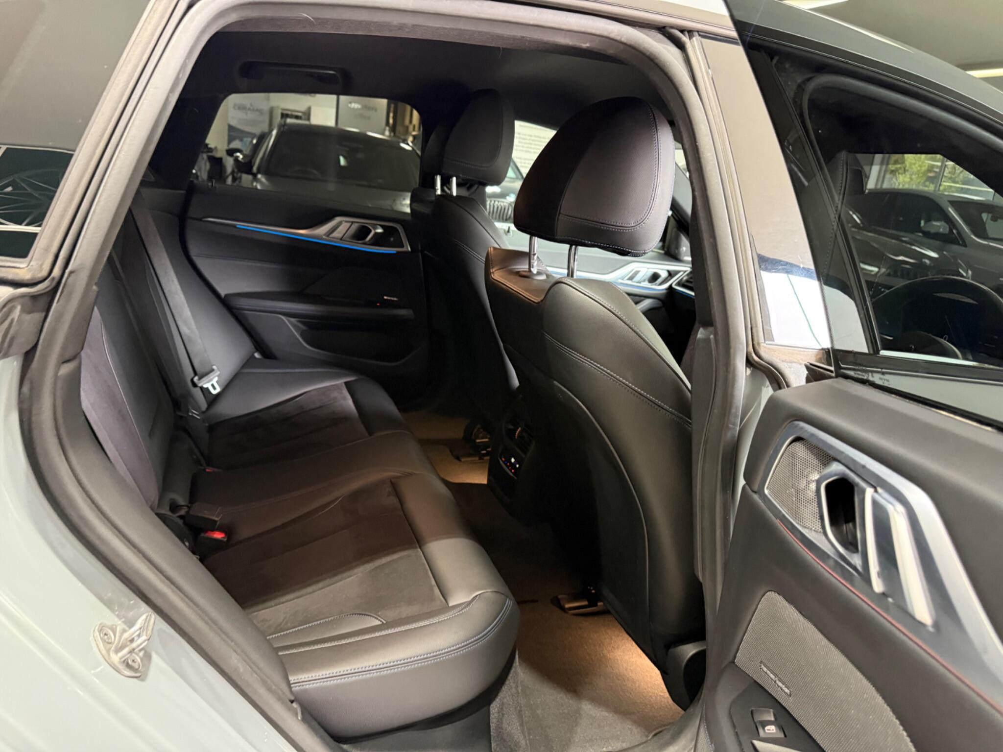 BMW I4 view 35