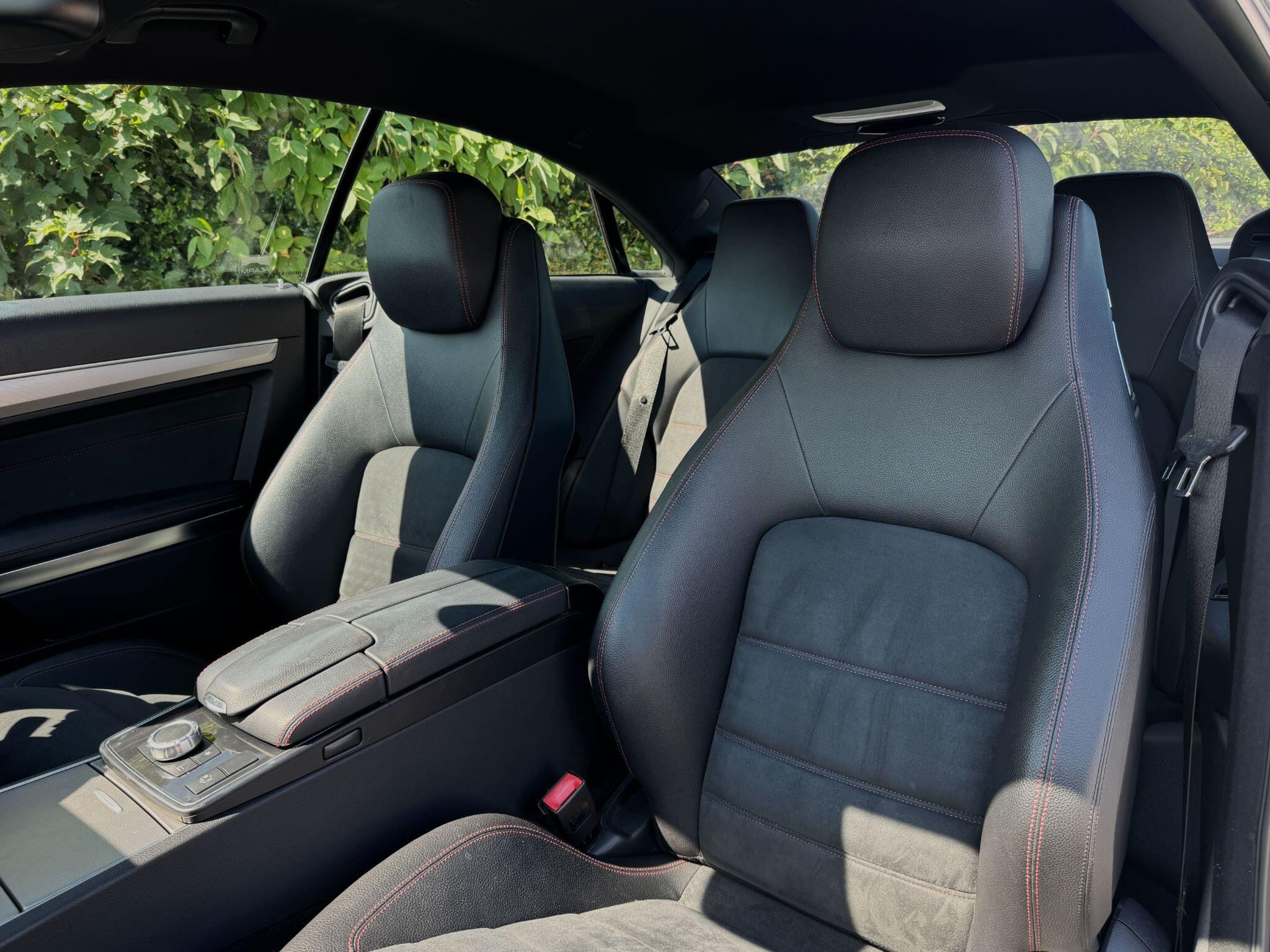 Mercedes-Benz E Class view 11