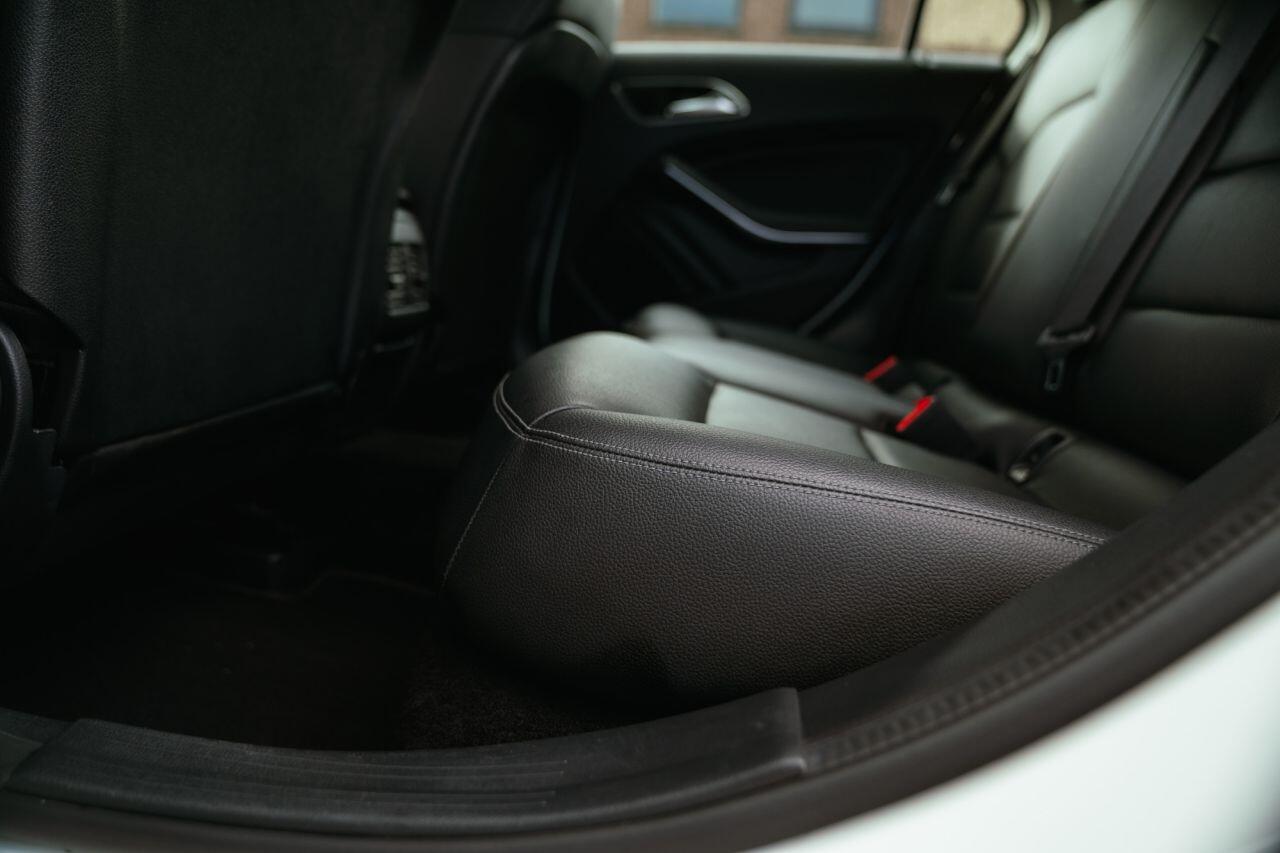 Mercedes-Benz A-Class view 50