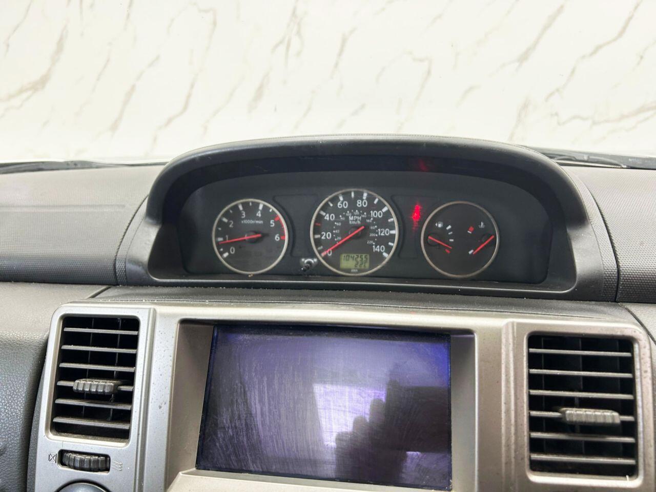 Nissan X-Trail view 16