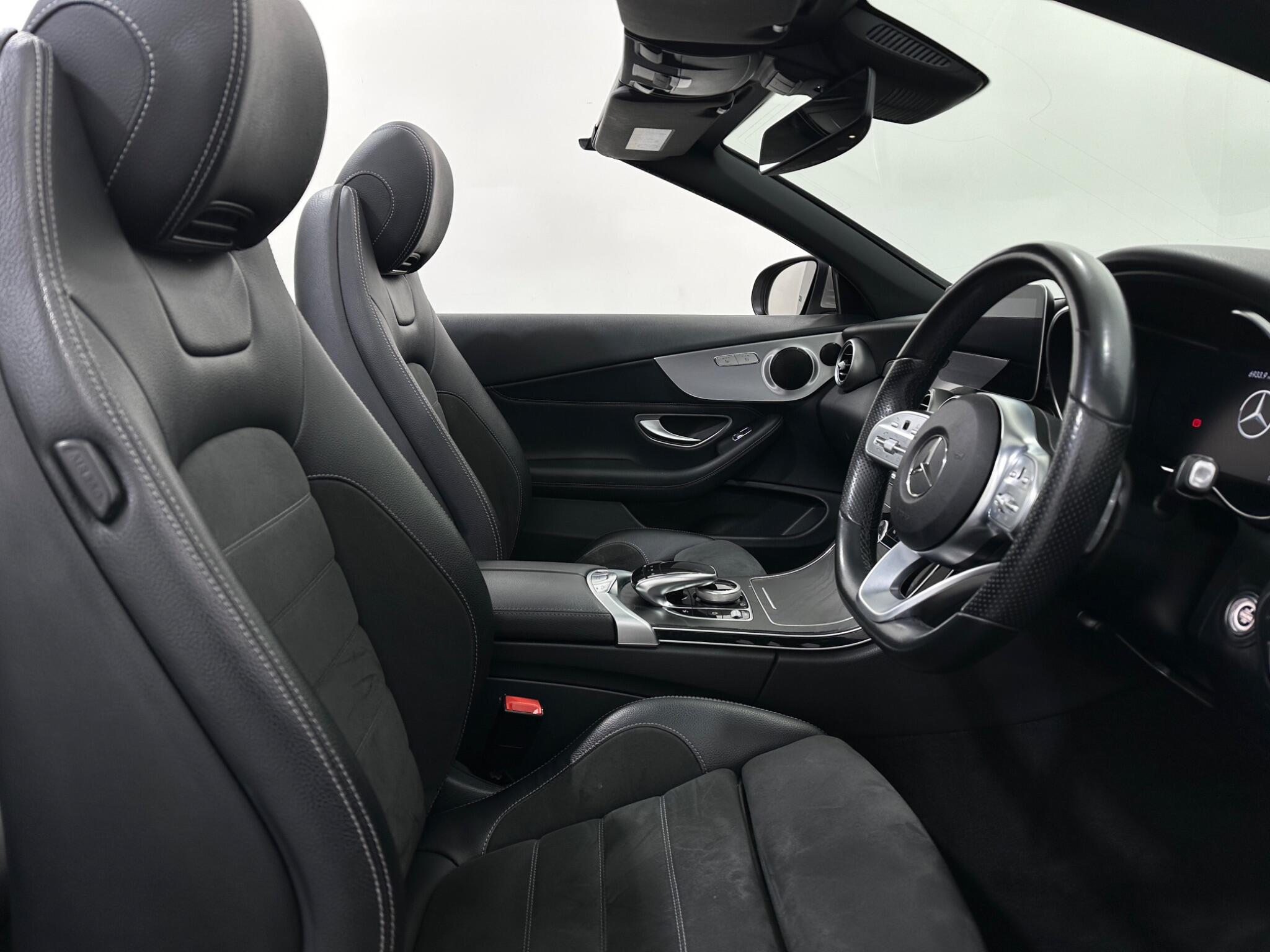 Mercedes-Benz C-Class view 34