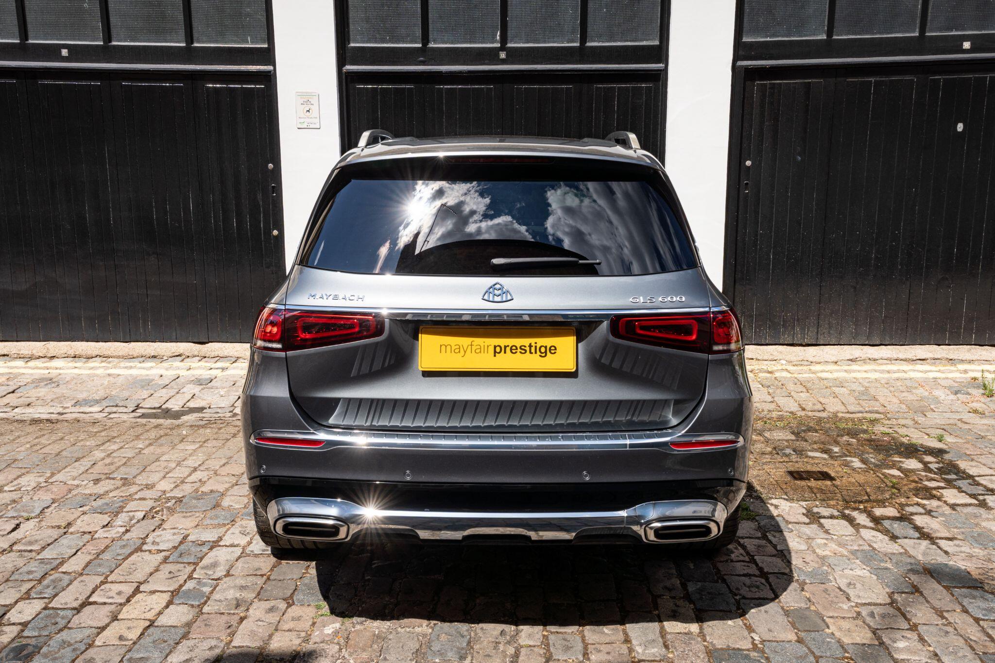 Mercedes-Benz GLS view 12