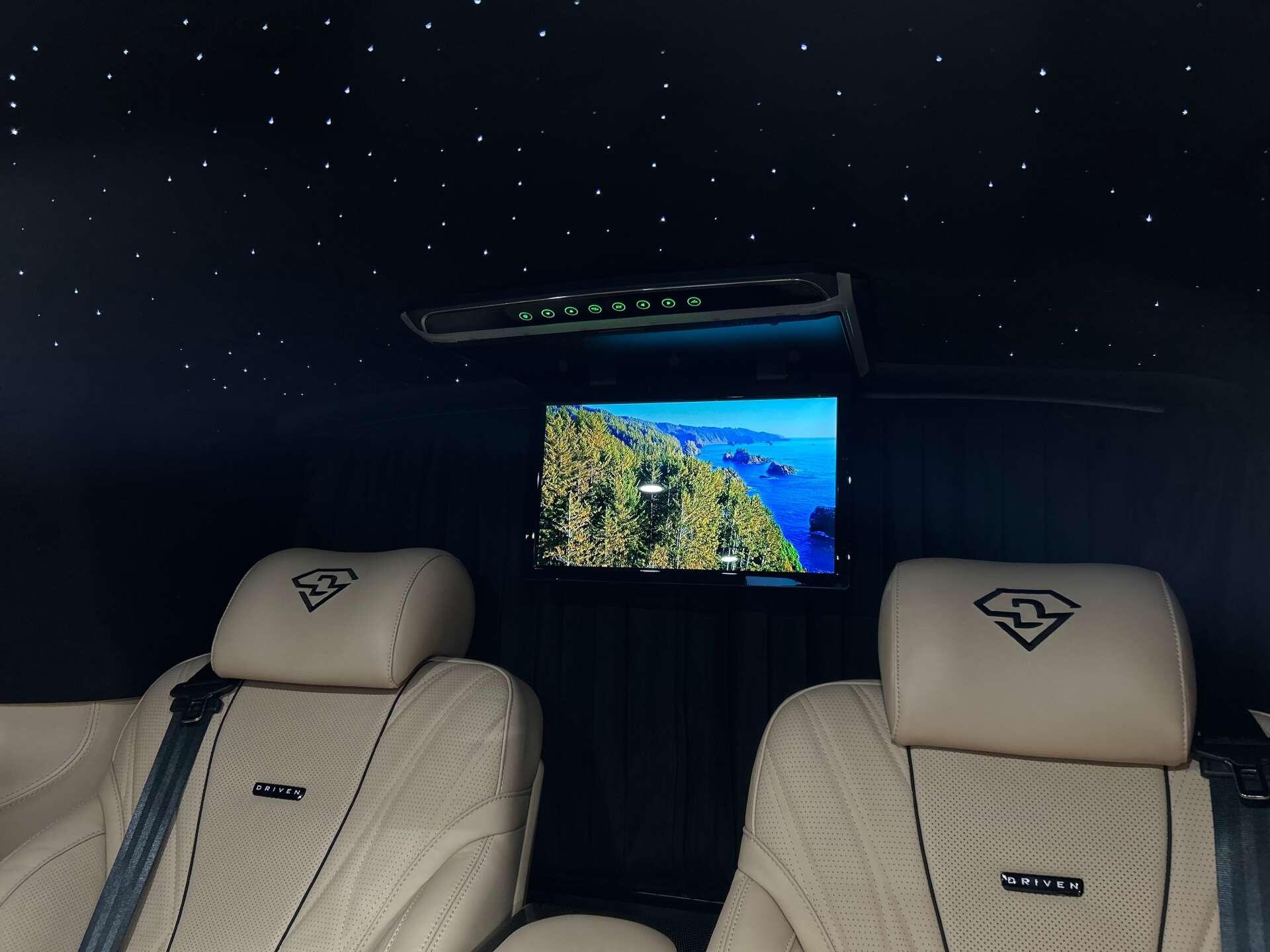 Mercedes-Benz V Class view 13