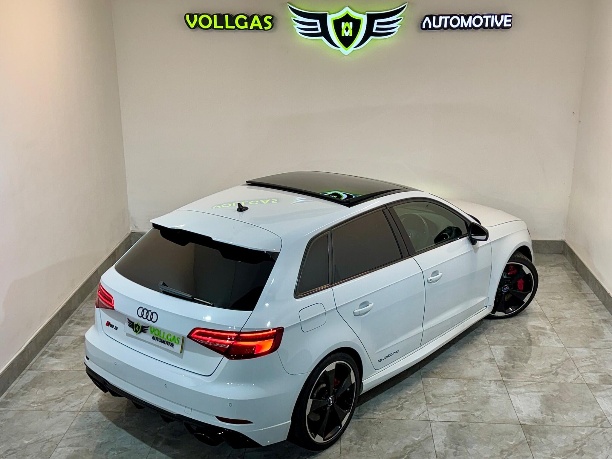Audi RS3 view 6