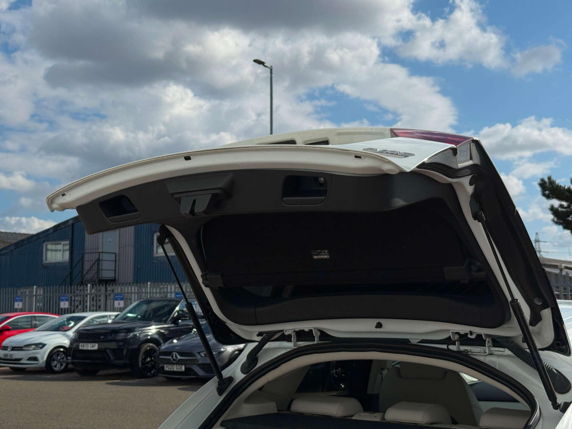 Jaguar E-Pace view 31