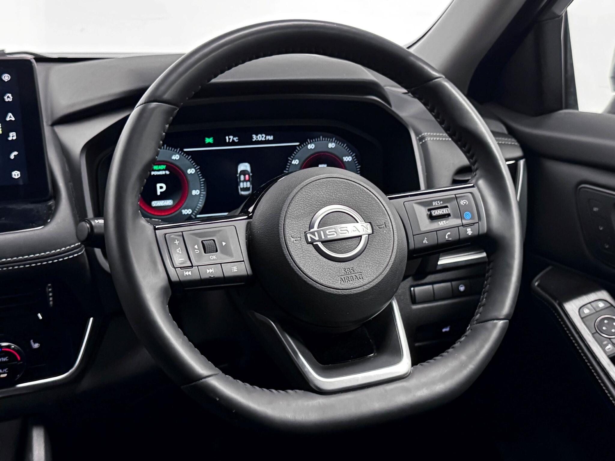 Nissan X-Trail view 23