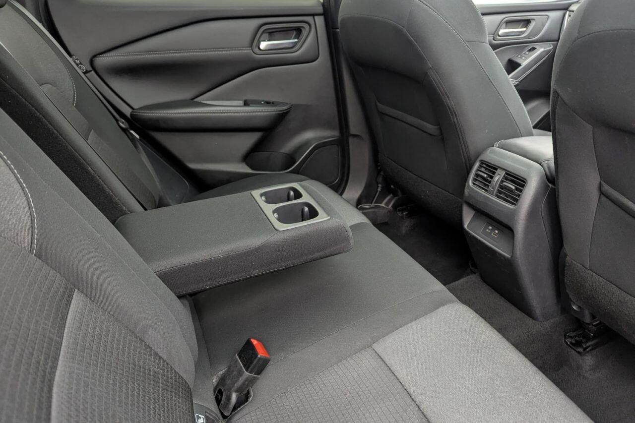 Nissan Qashqai view 19