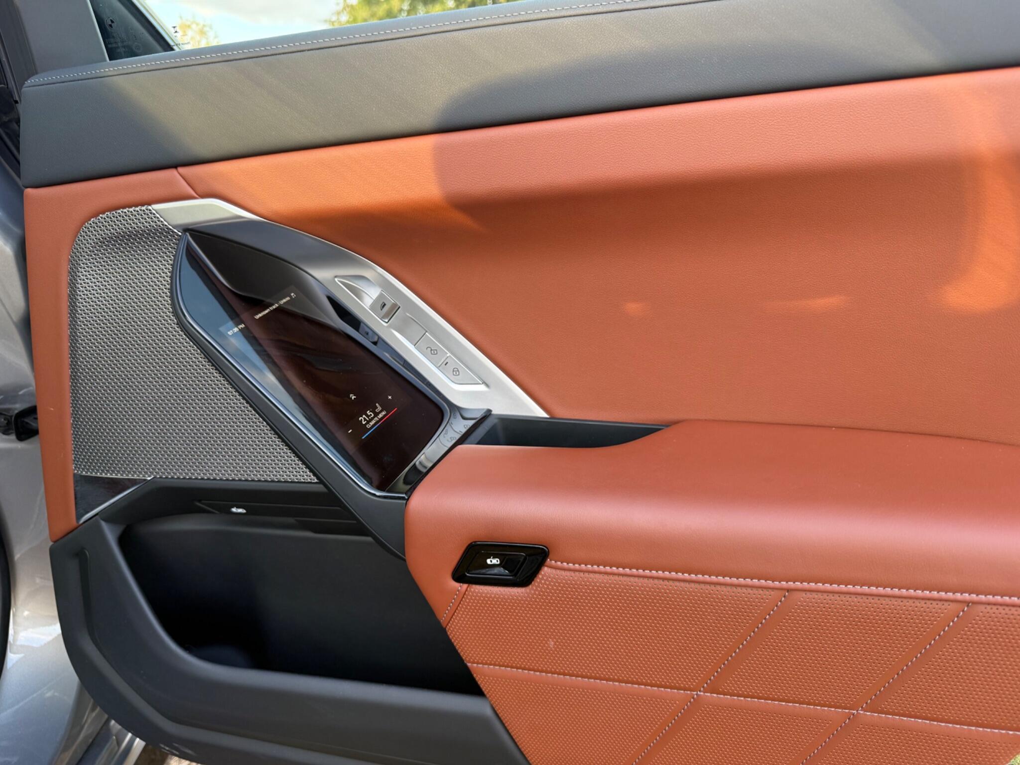 BMW I7 view 29