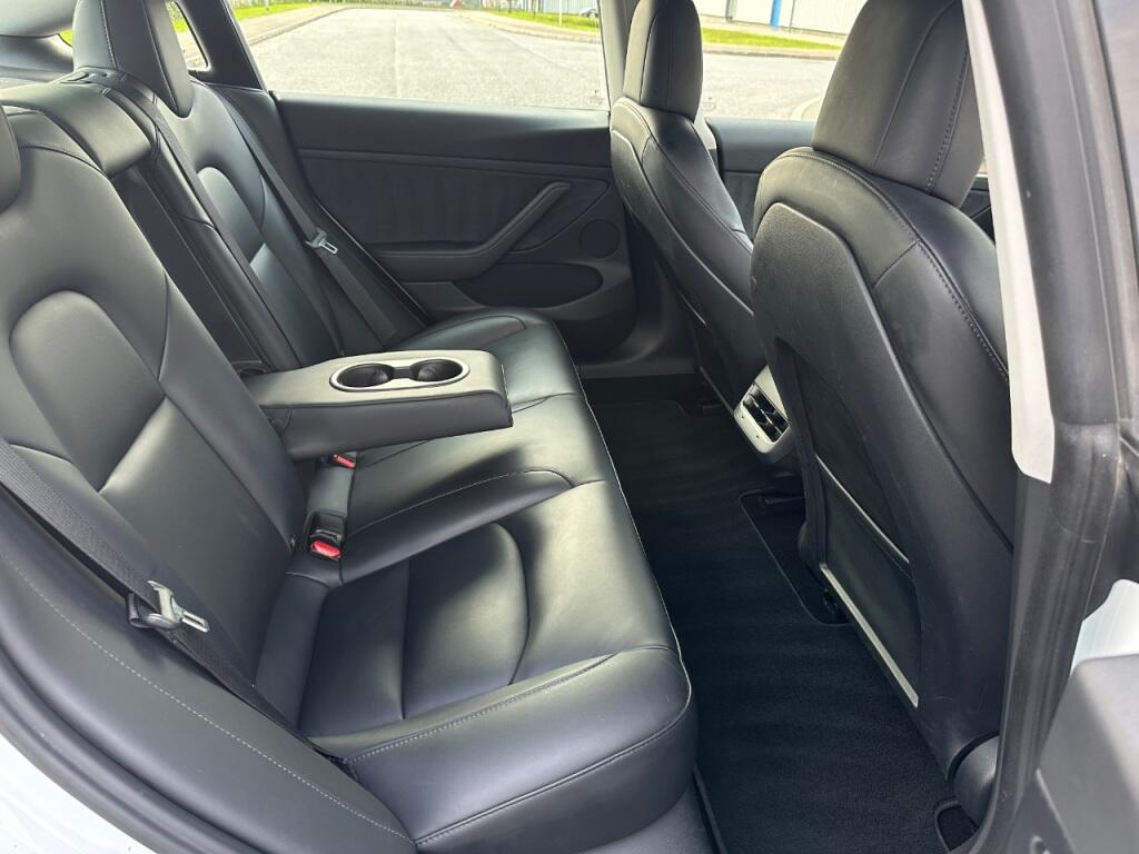 Tesla Model 3 view 10