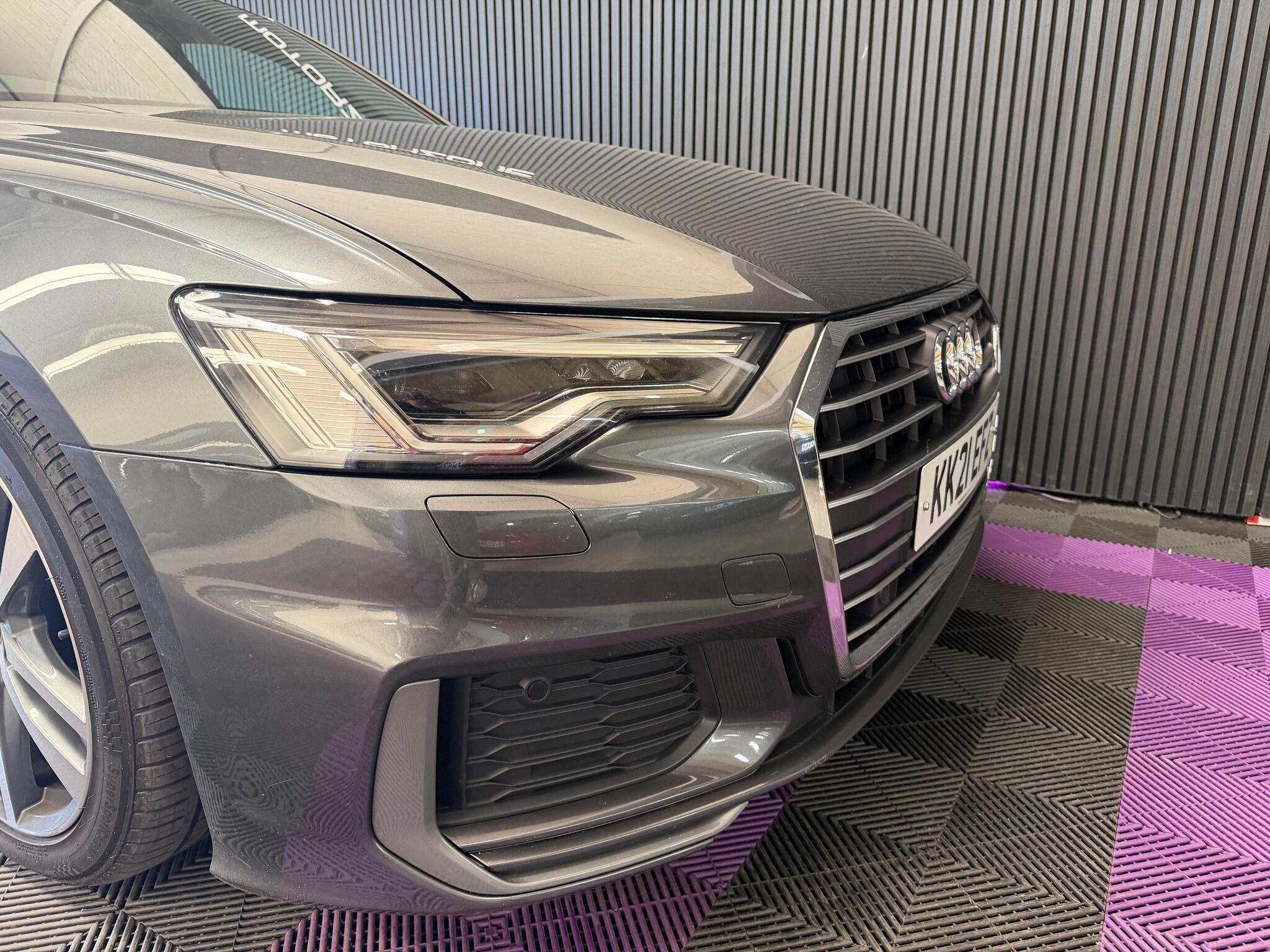 Audi A6 view 27
