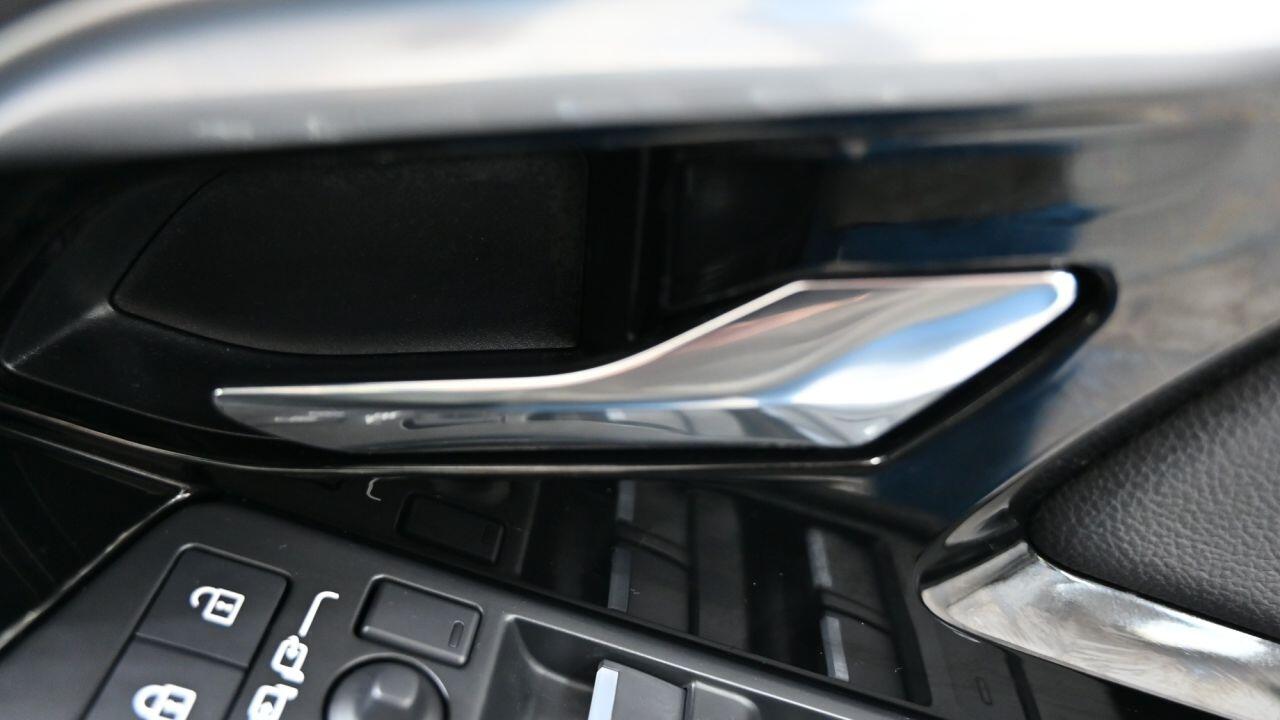 Land Rover Range Rover Evoque view 29