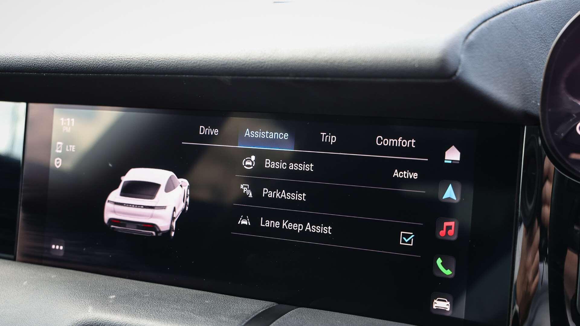 Porsche Taycan view 20