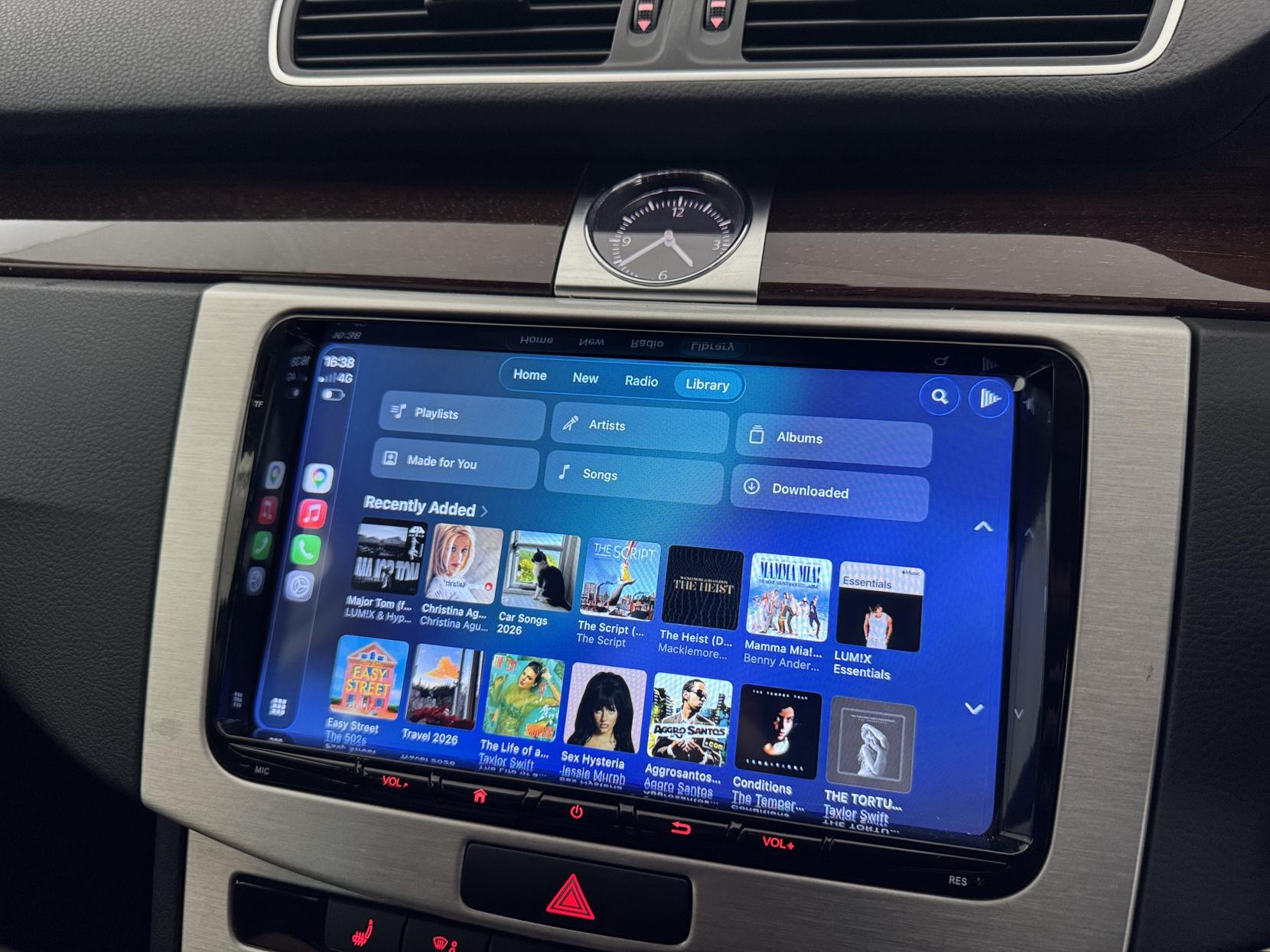 Volkswagen Passat view 76