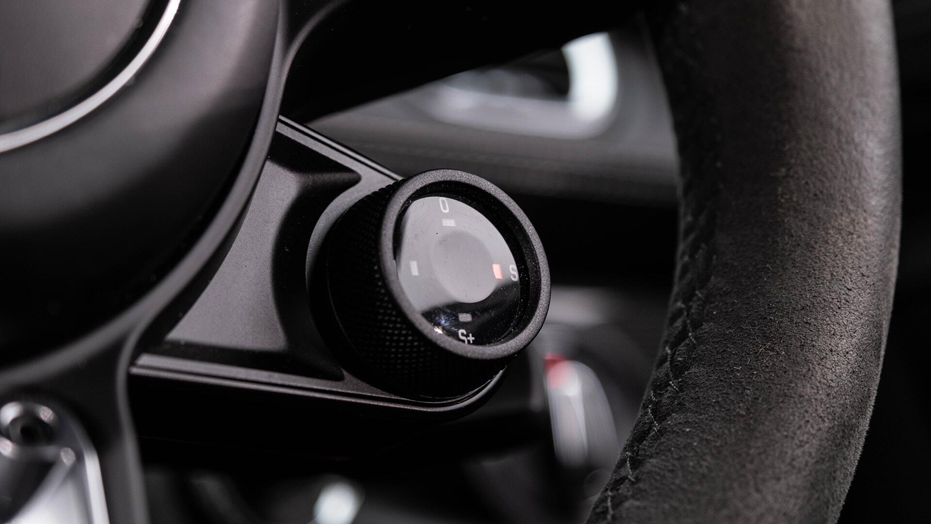 Porsche Cayman view 31