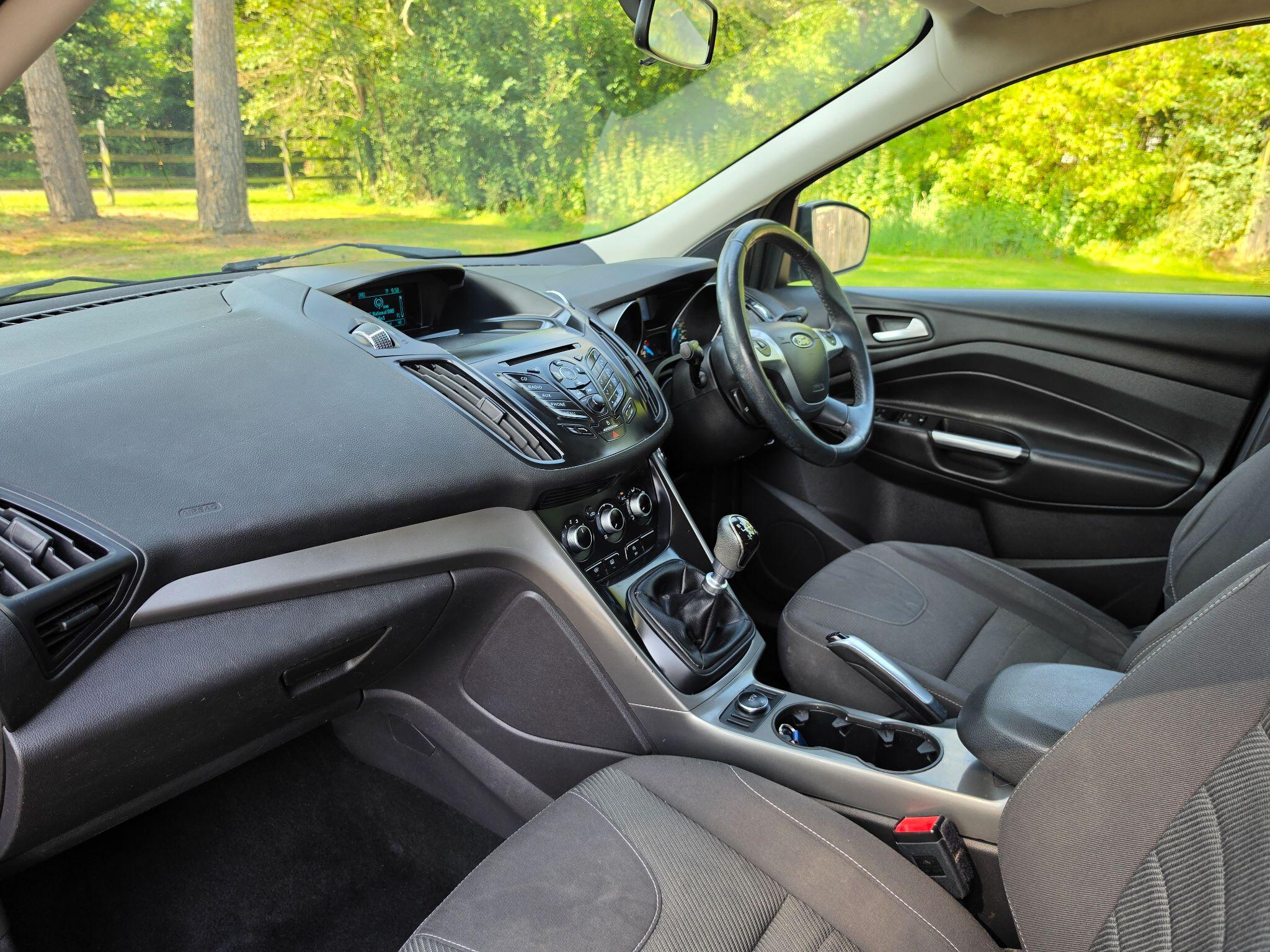 Ford Kuga view 39