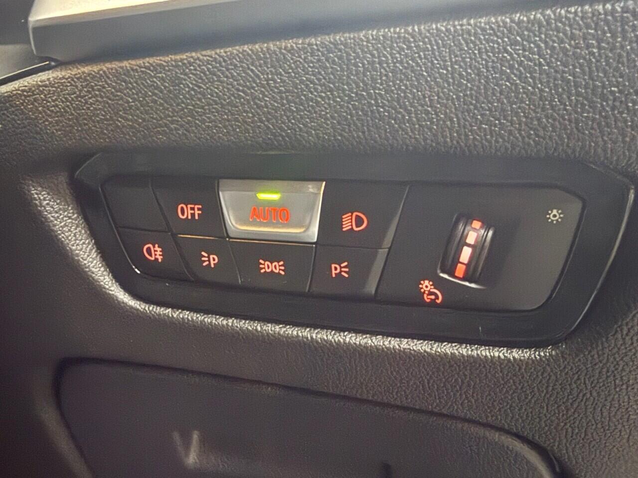 BMW 2 Series view 14