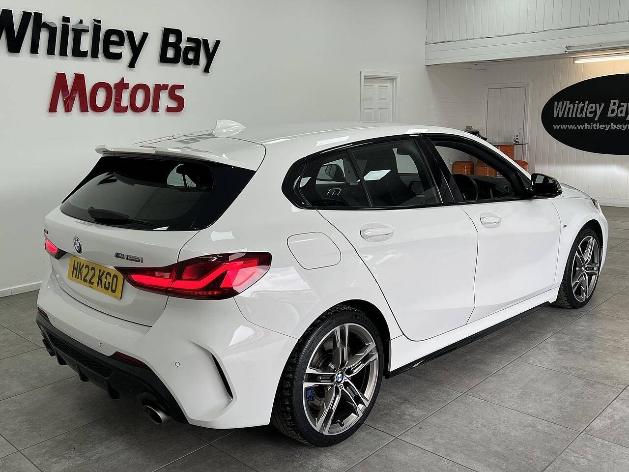 BMW 1 Series view 3