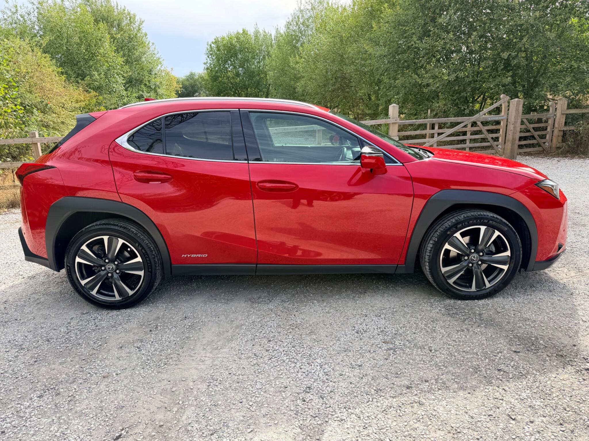 Lexus Ux view 8