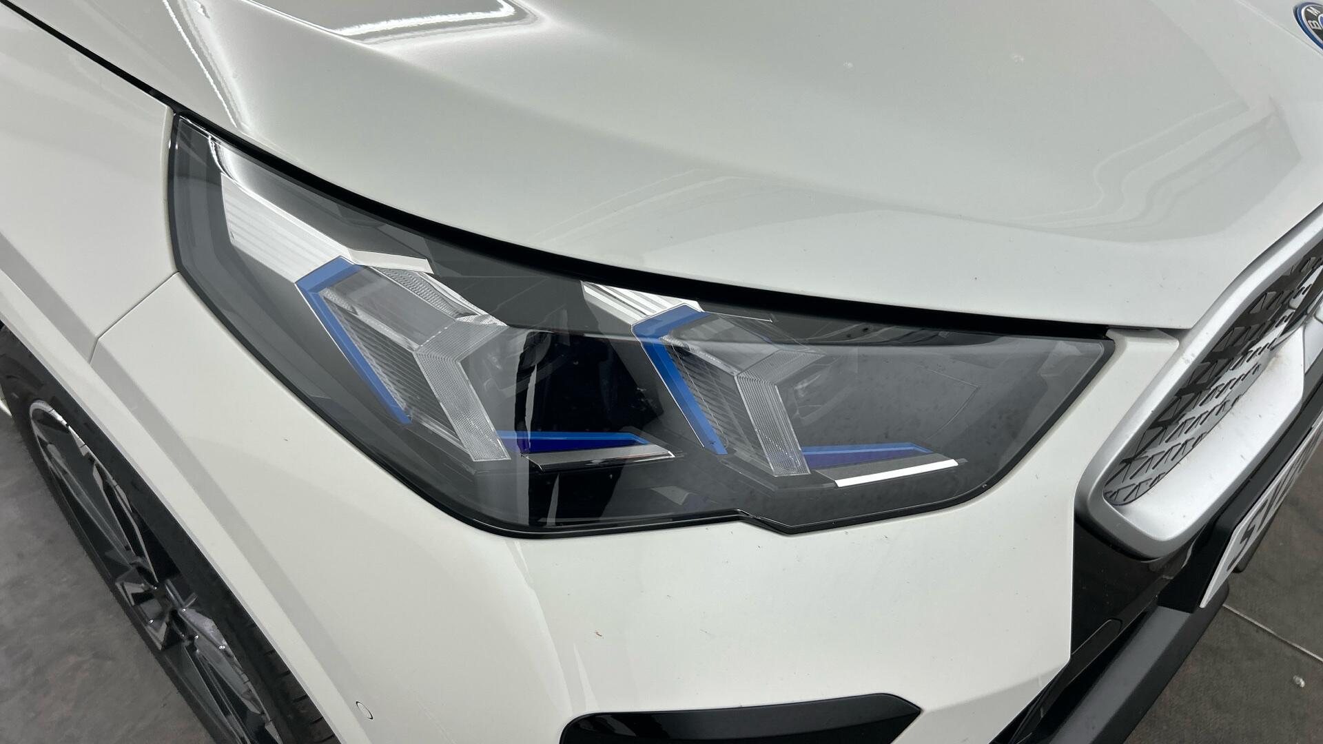 BMW iX2 view 22