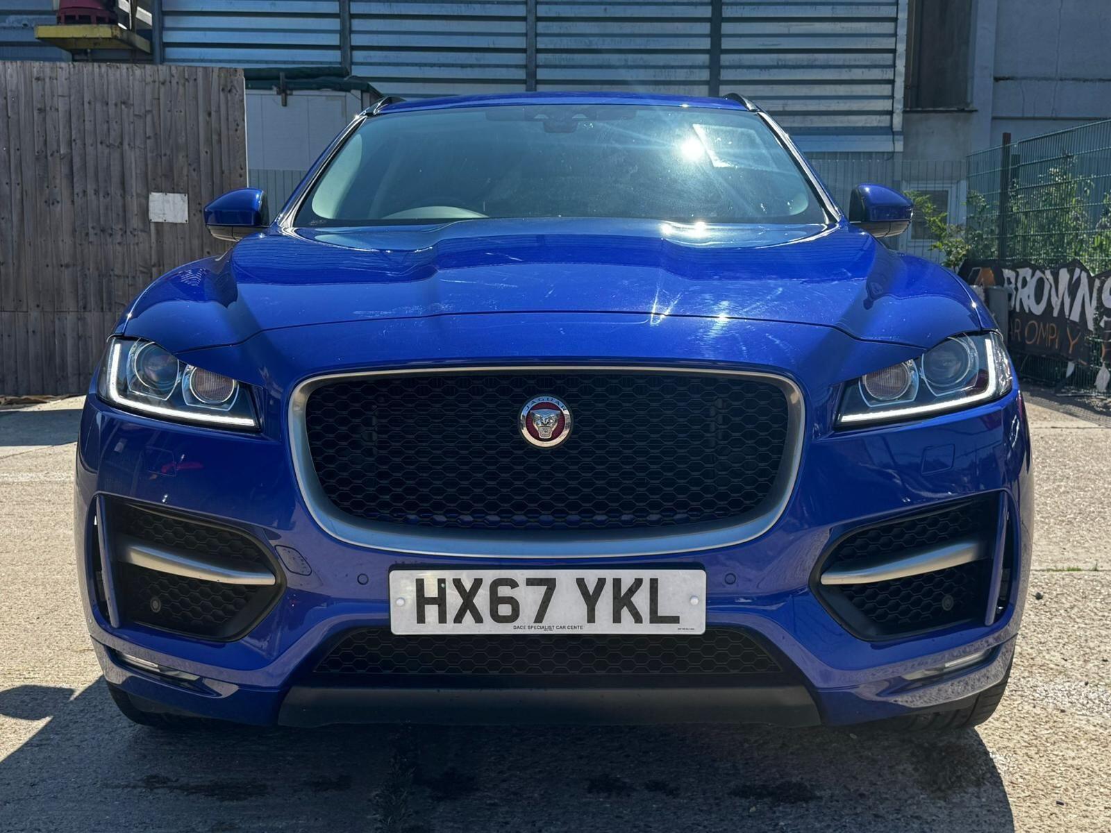 Jaguar F-Pace view 13