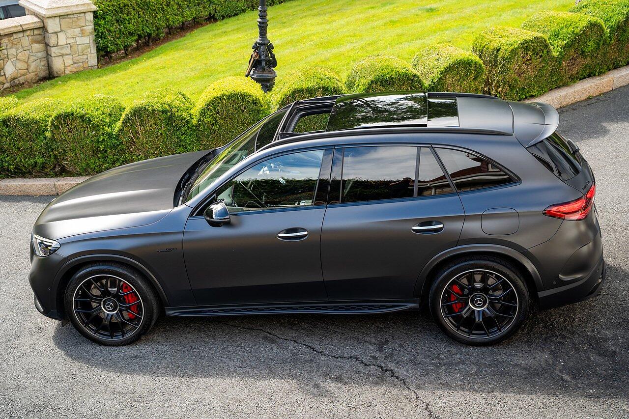 Mercedes-Benz GLC view 88