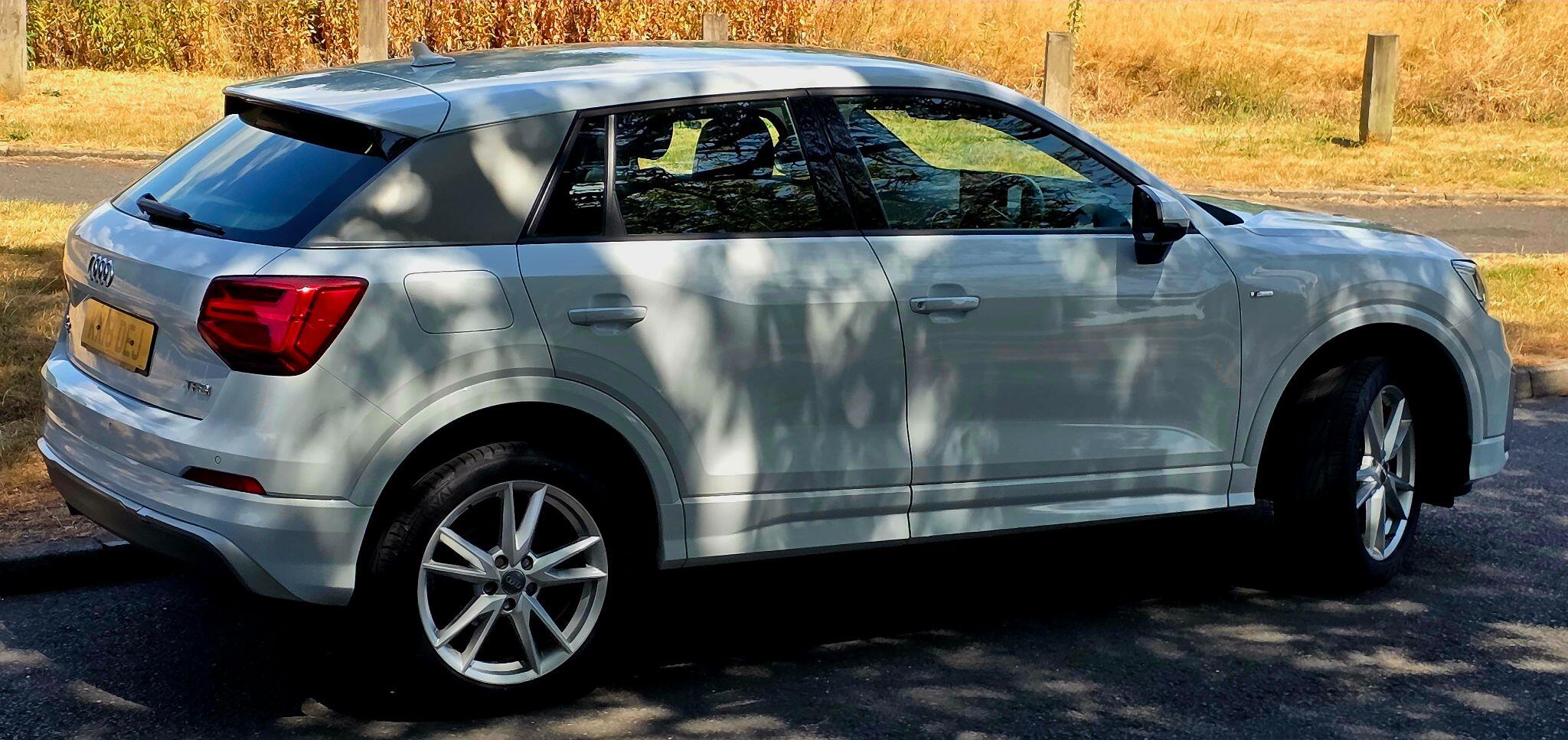 Audi Q2 view 11