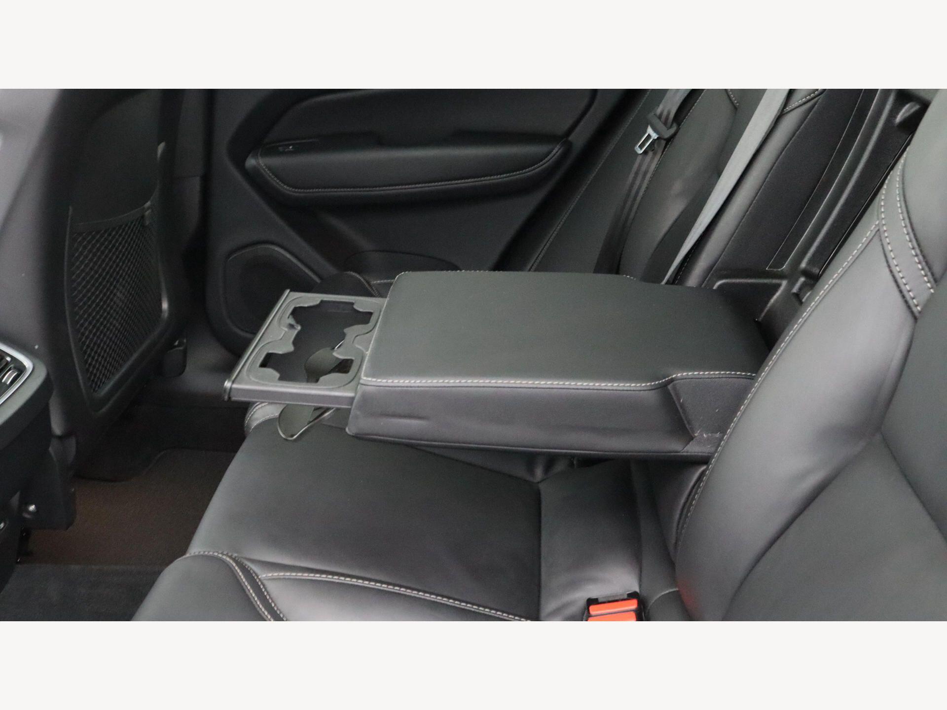 Volvo XC60 view 33