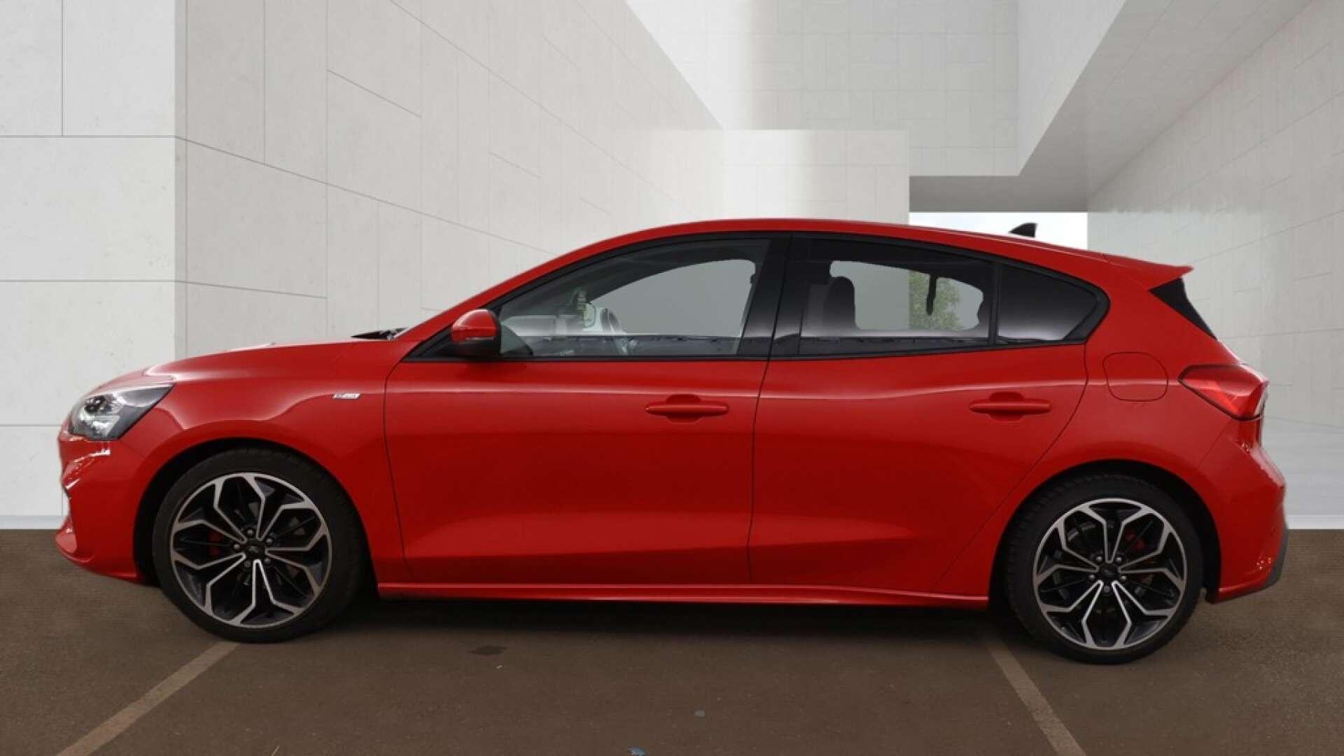 Ford Focus view 10
