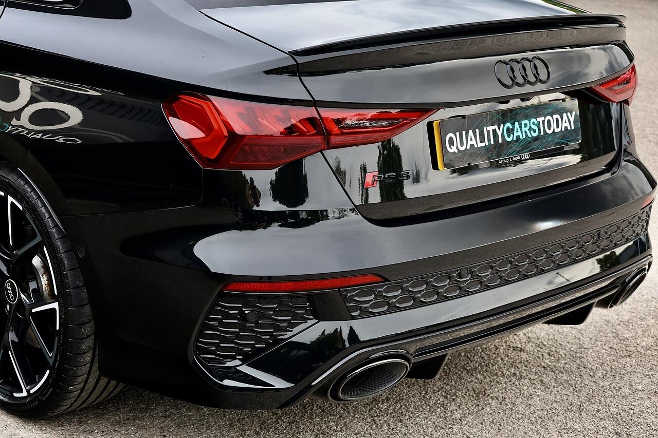 Audi RS3 view 17