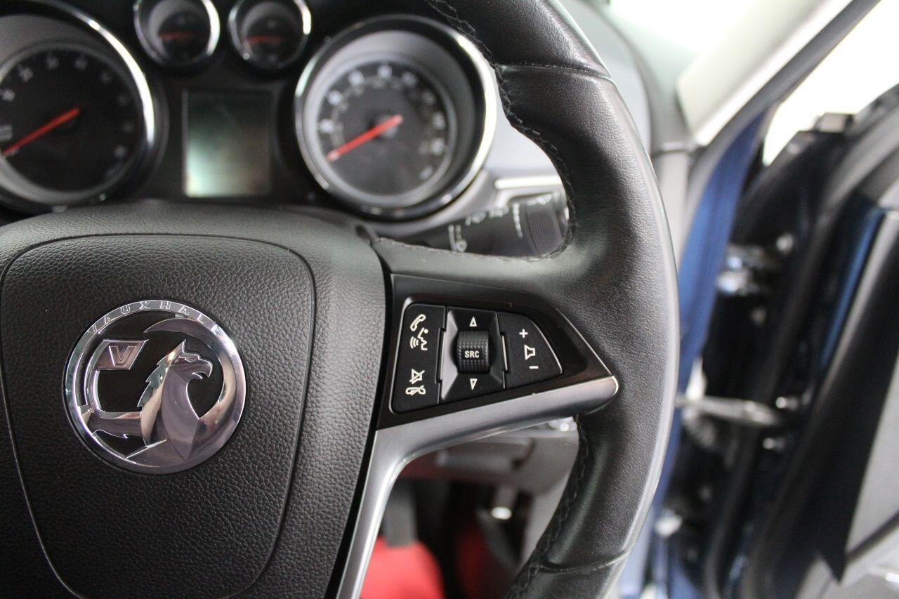 Vauxhall Zafira Tourer view 47