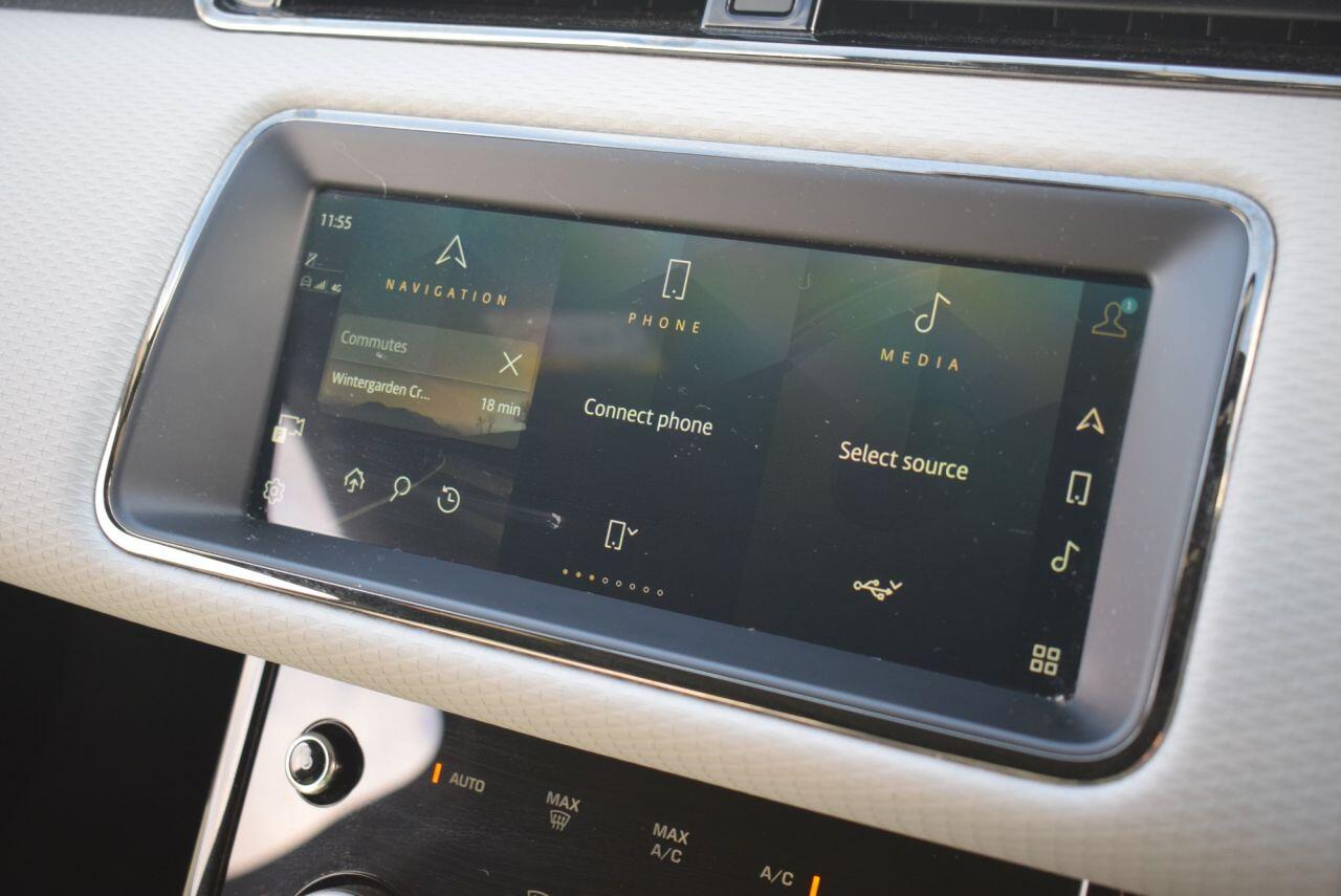 Land Rover Range Rover Evoque view 25