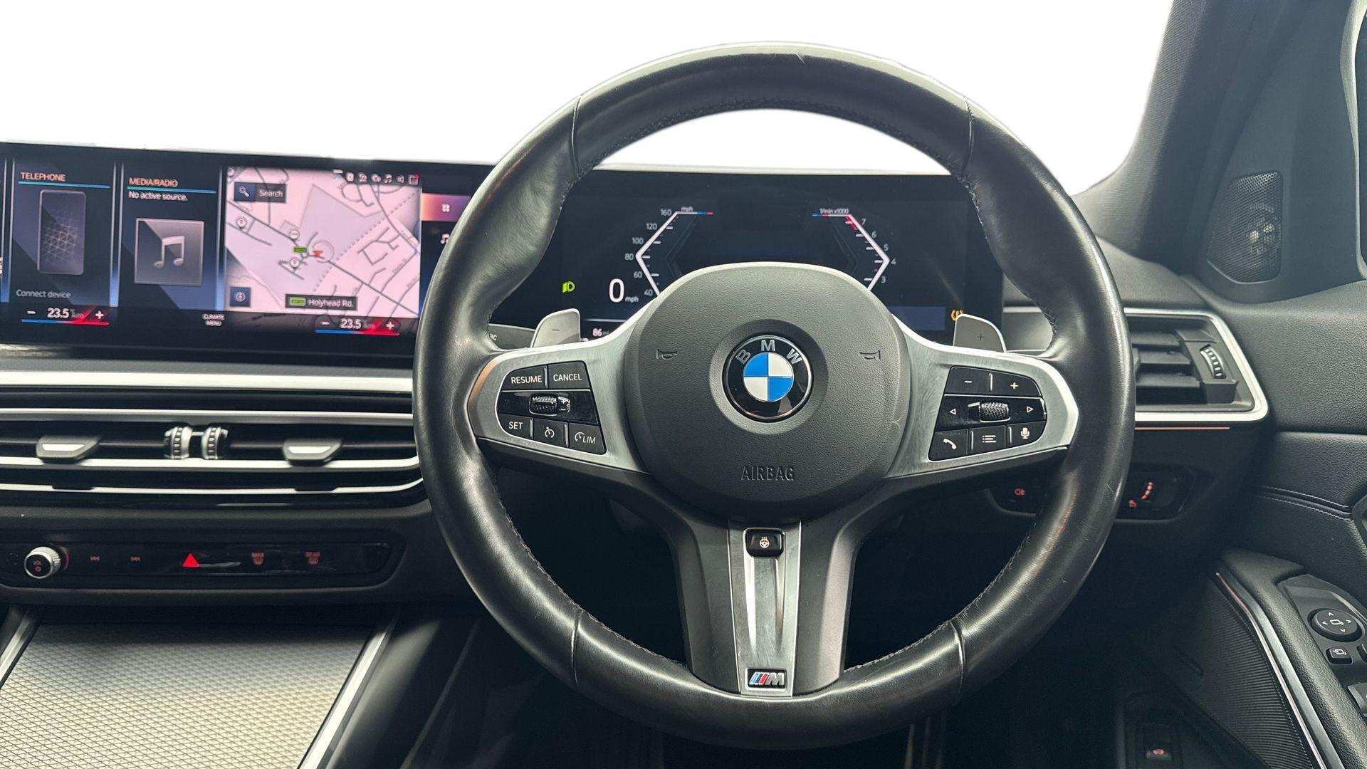 BMW 3 Series view 5