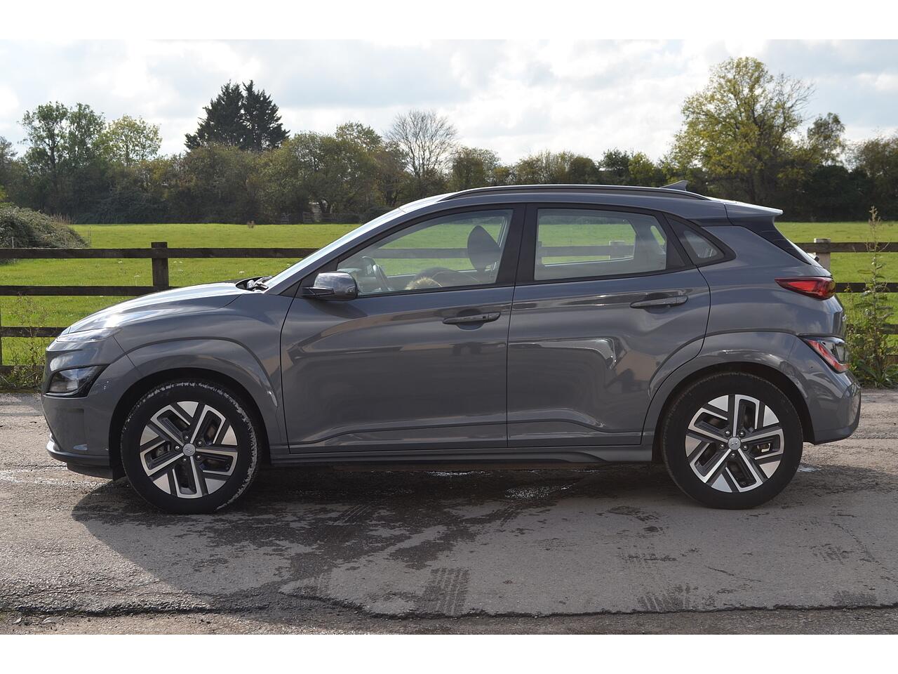 Hyundai Kona view 6