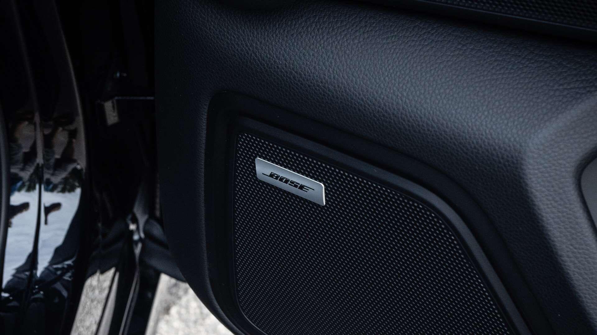 Porsche Macan view 34