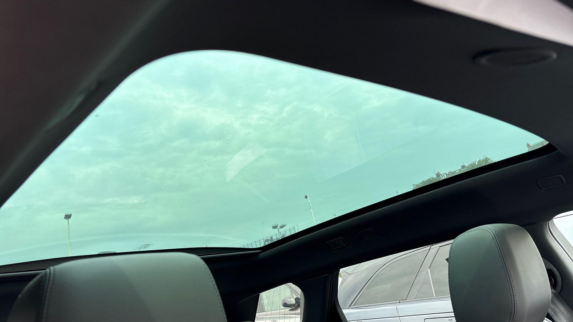 Land Rover Range Rover Evoque view 20