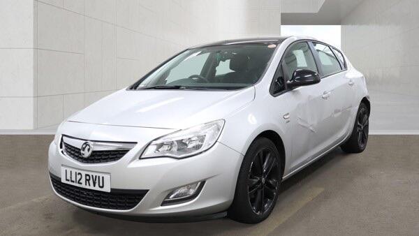 Vauxhall Astra view 3