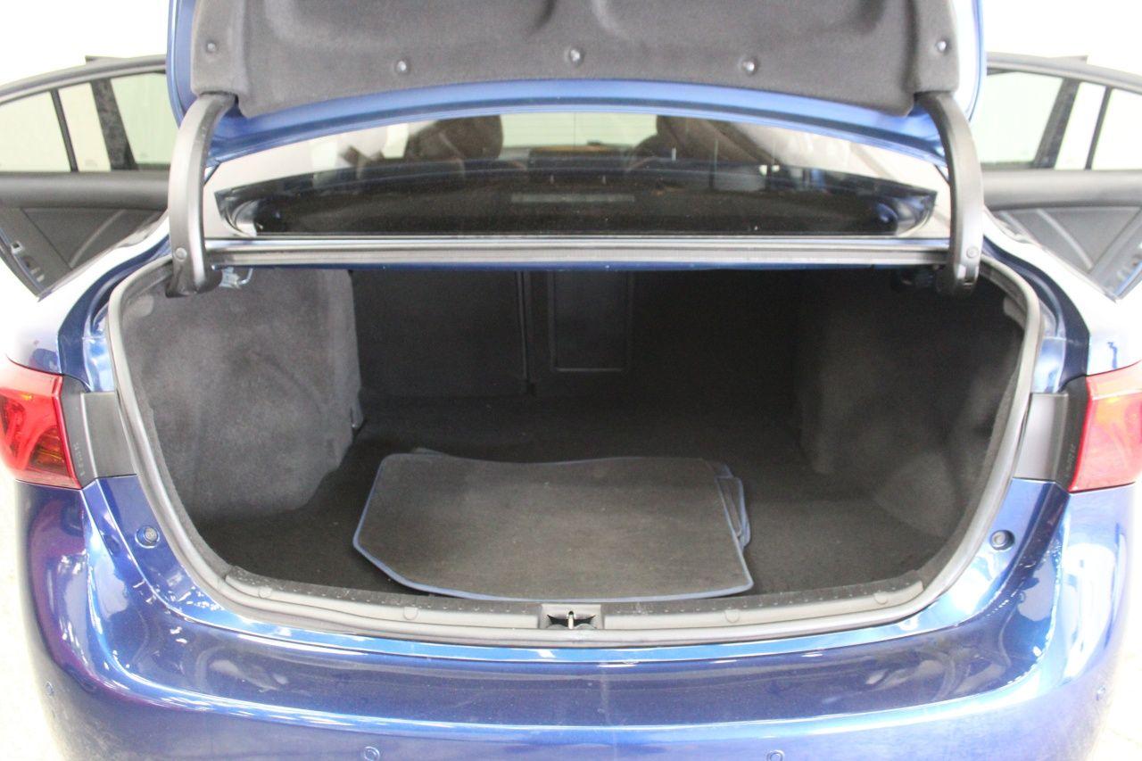 Toyota Avensis view 25