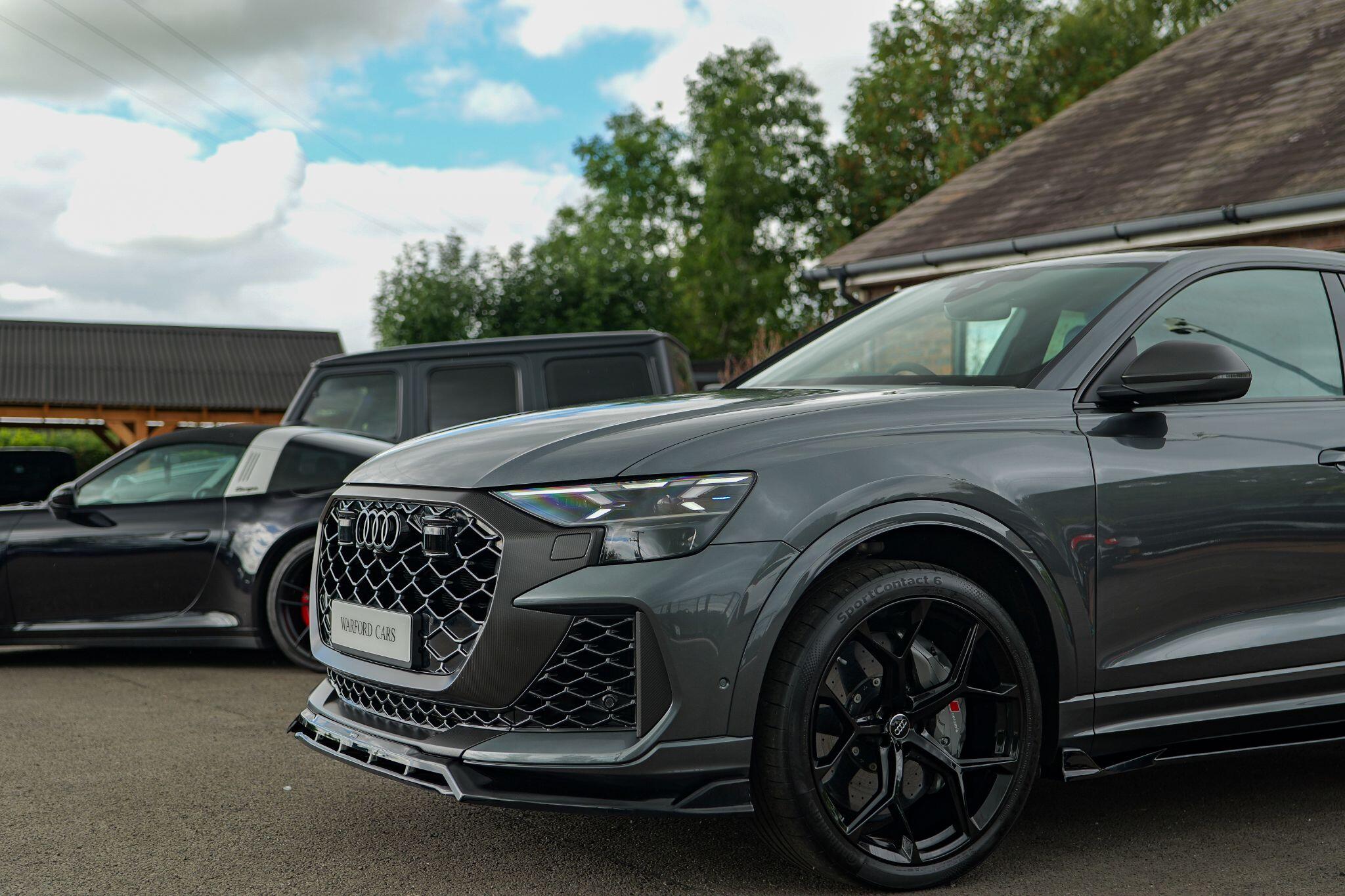 Audi RSQ8 view 7