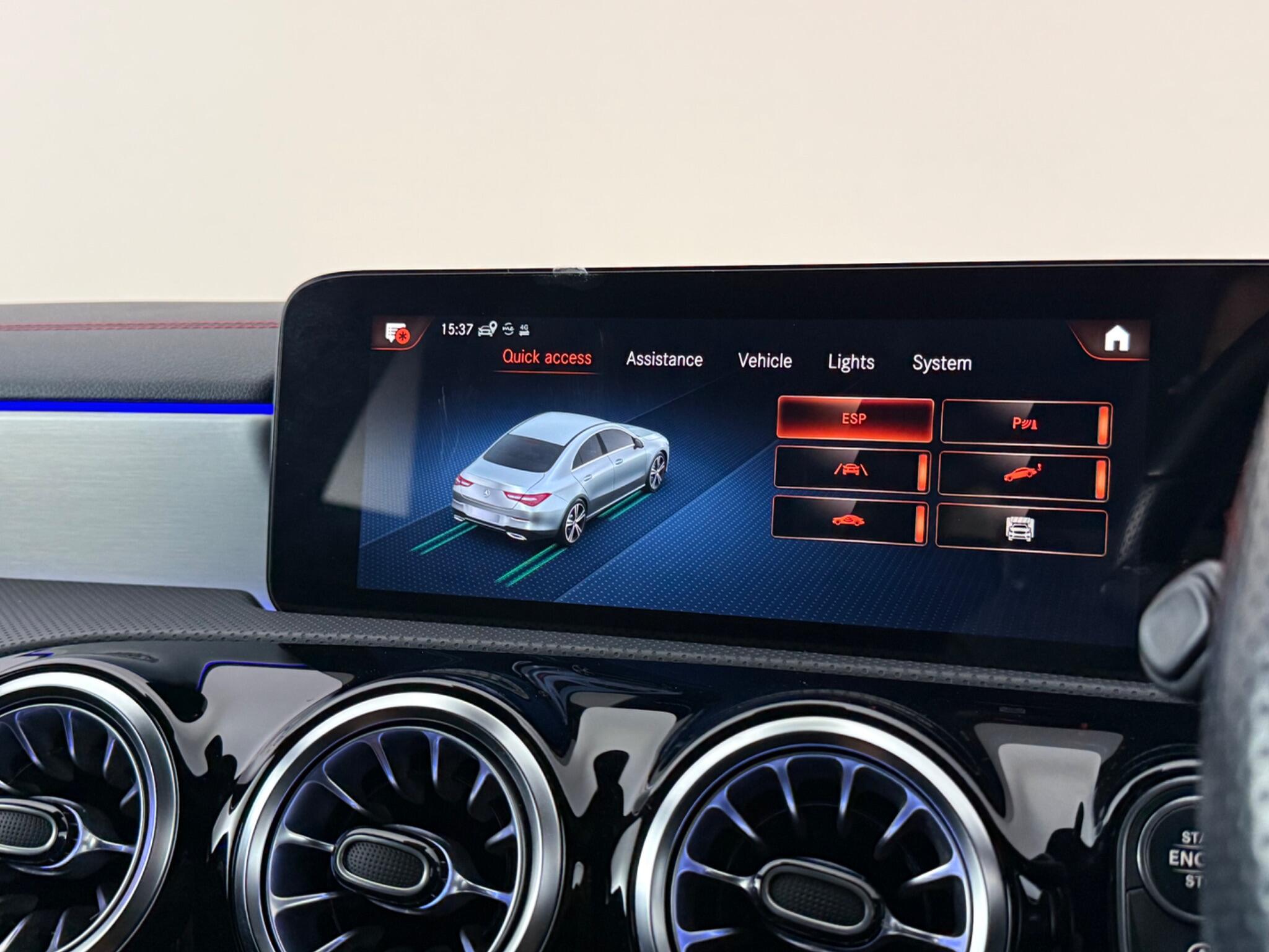 Mercedes-Benz Cla view 23