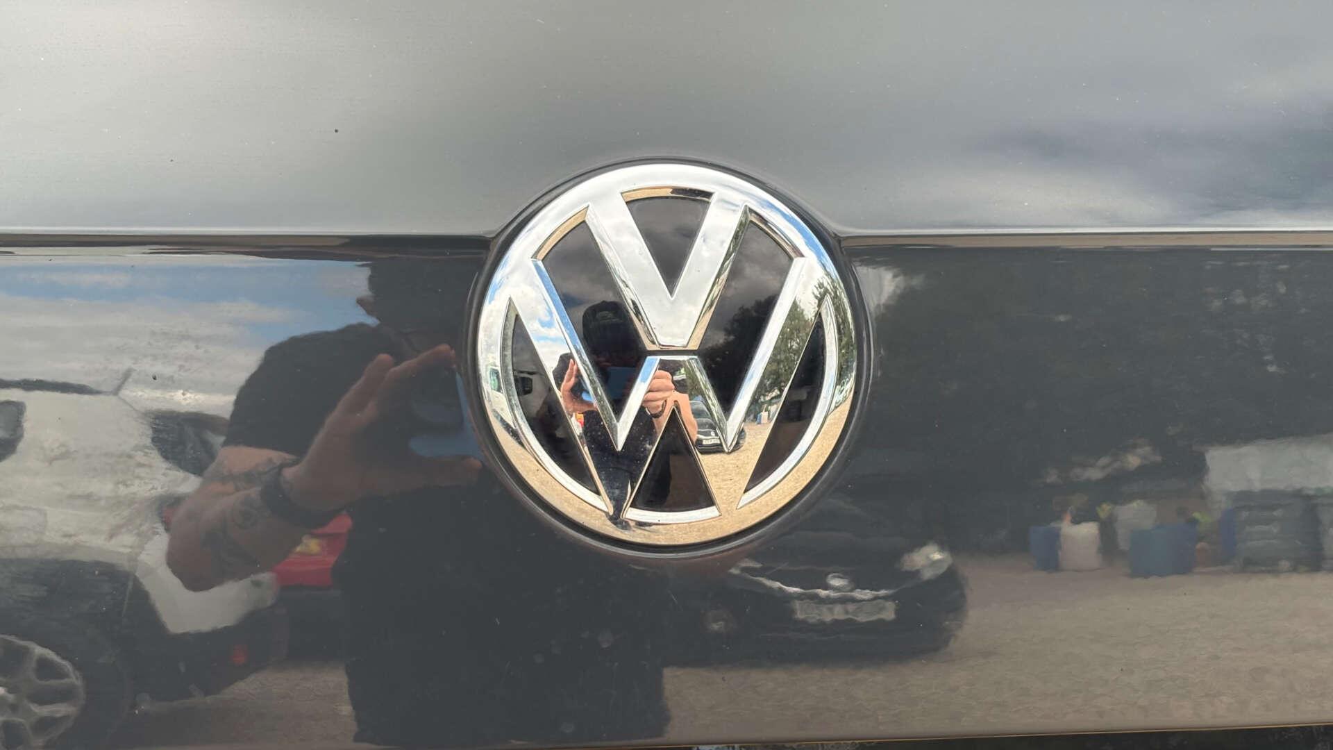 Volkswagen Tiguan view 53