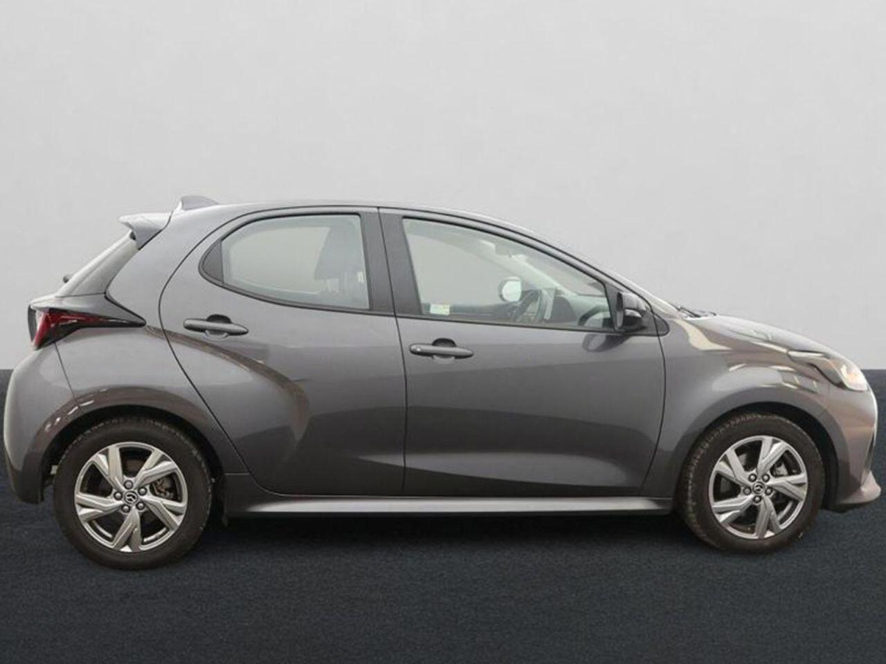 Mazda Mazda2 view 2