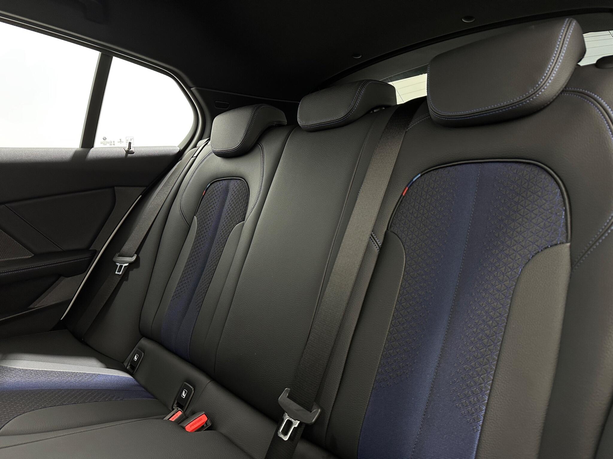 BMW 1 Series view 39